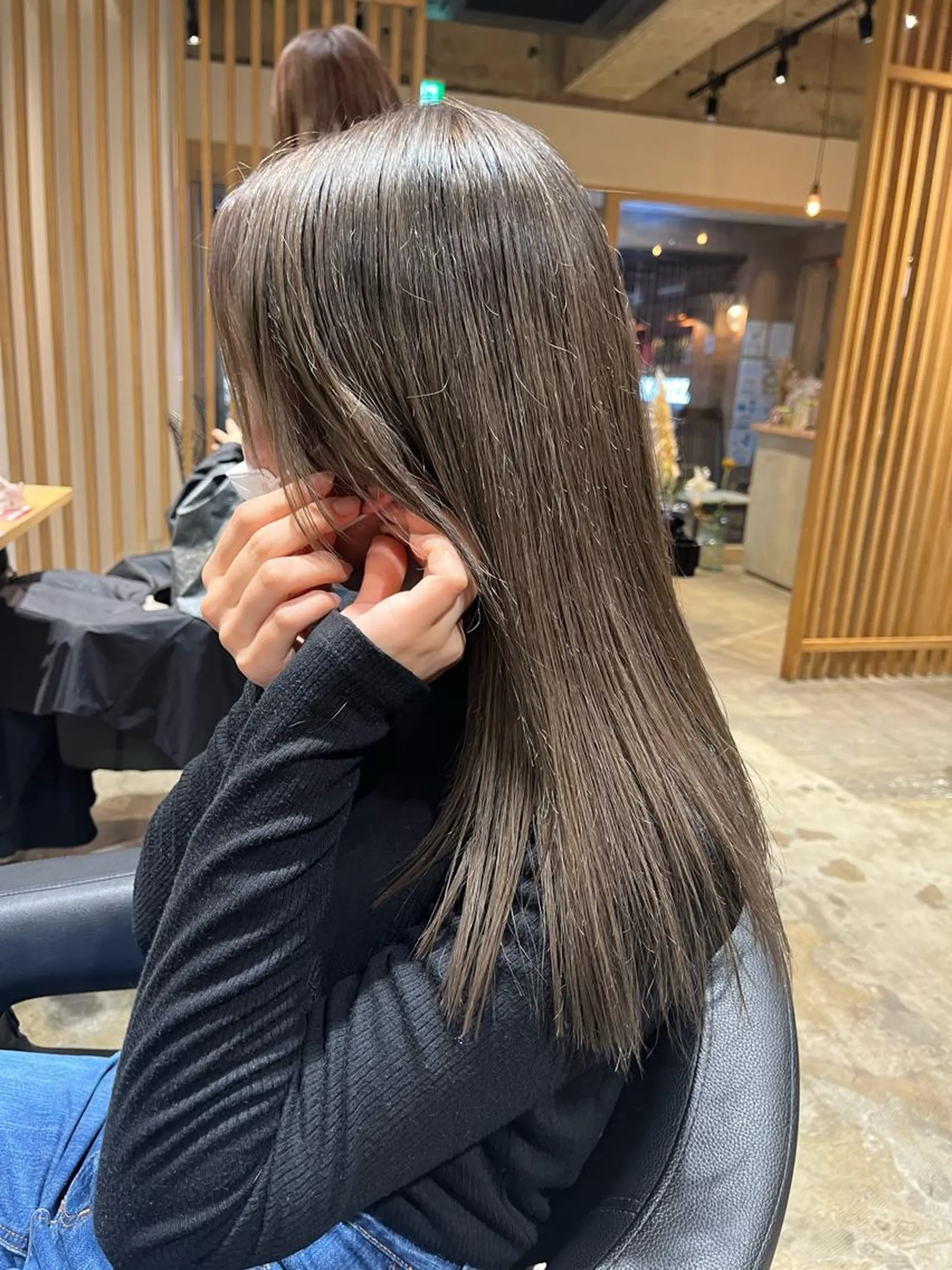 ロング カラー ハイトーン/レイヤー 💜Akaneのヘアスタイル