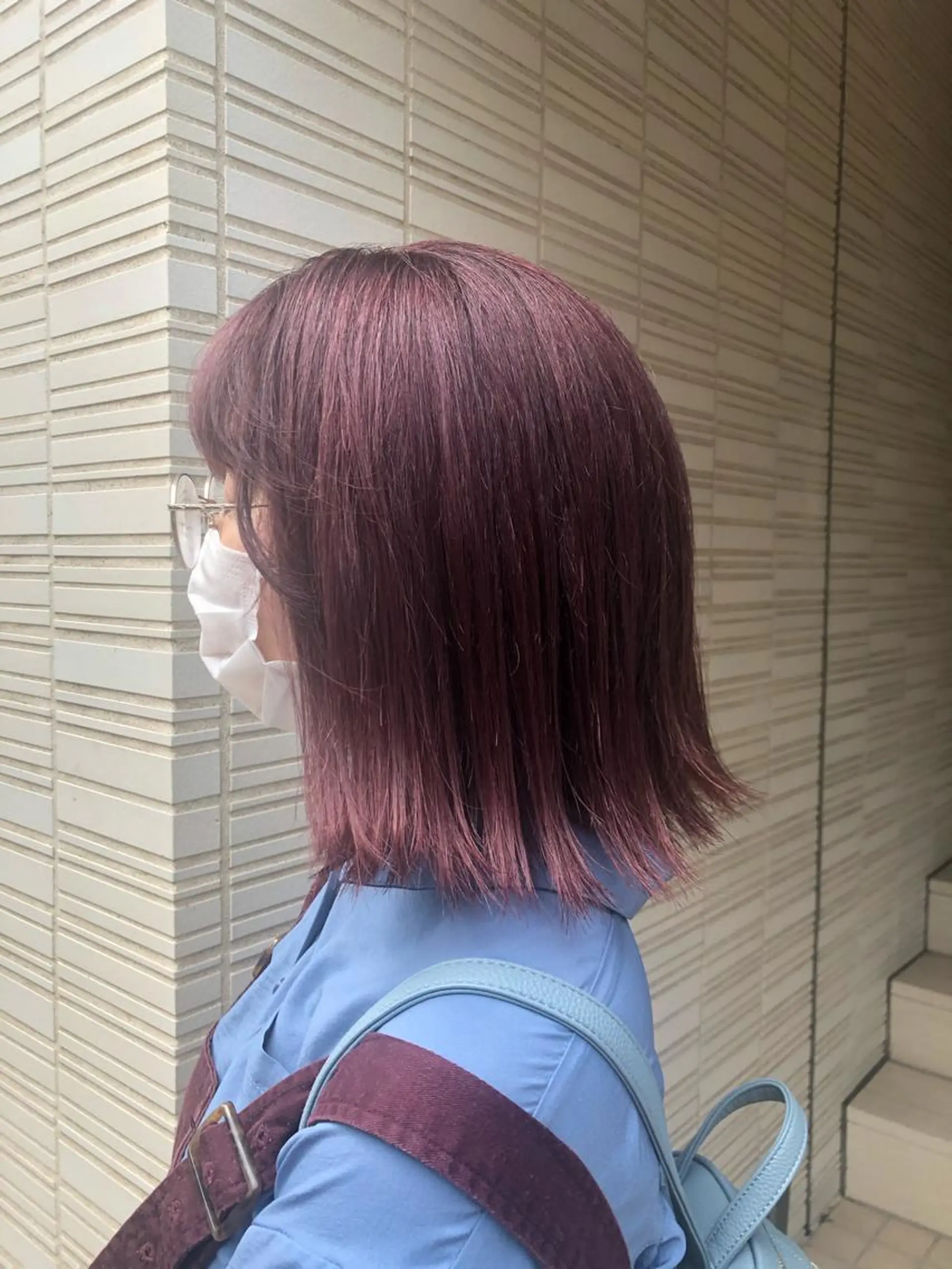 セミロング カラー カシス パープルカラー 古屋 花織のヘアスタイル