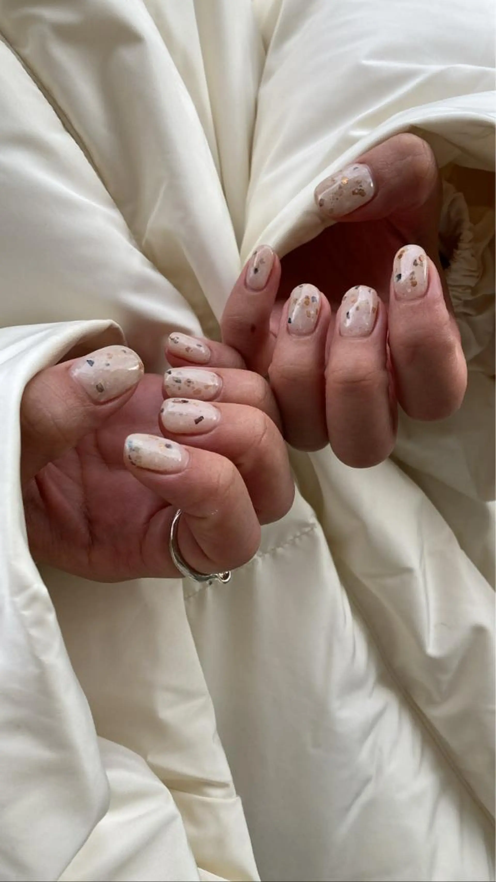 ネイル nailsalon hue所属・小山 羽奈のネイルデザイン