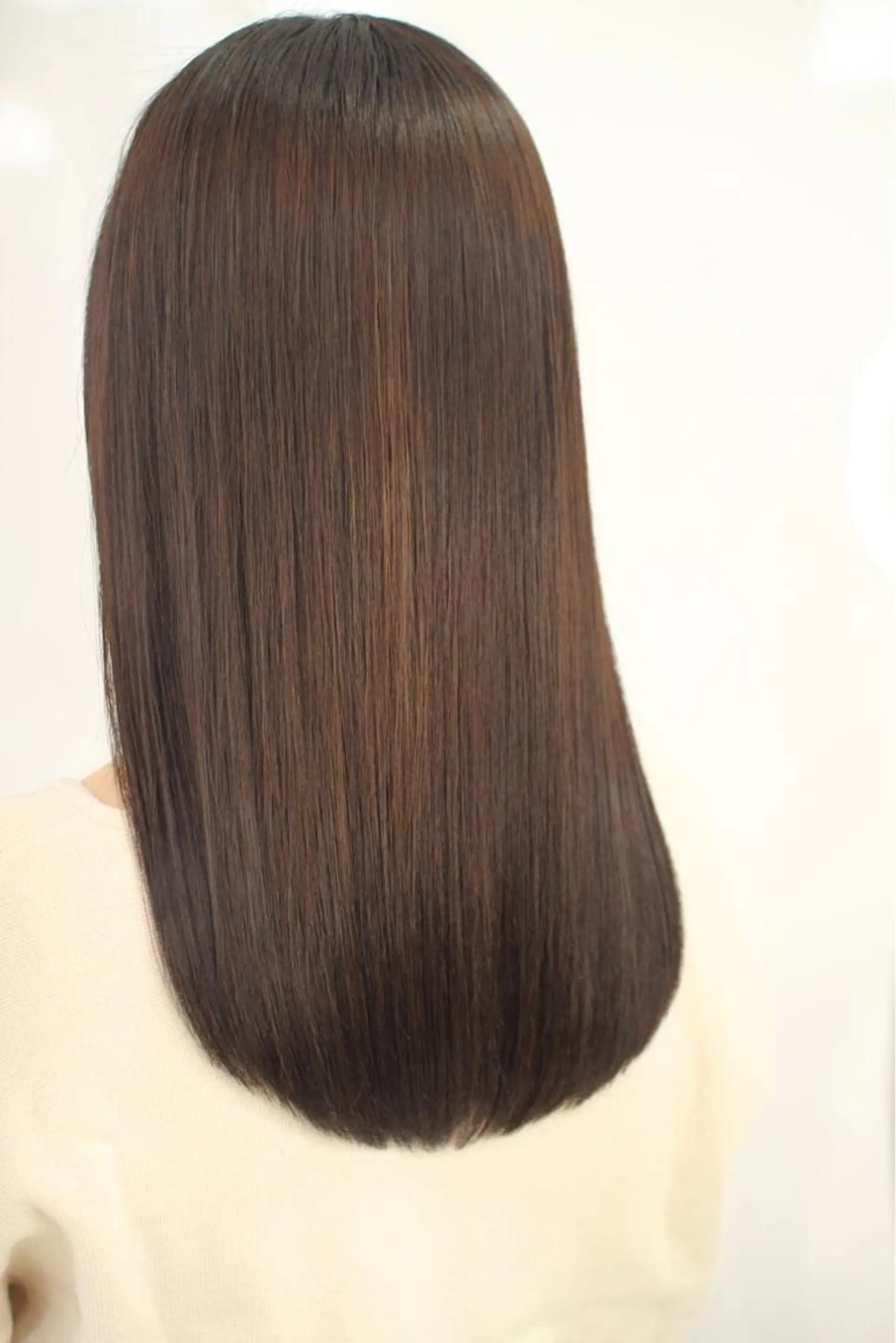 セミロング 髪質改善 トリートメント due(ドゥーエ）所属・onishi yoshinaoのヘアスタイル