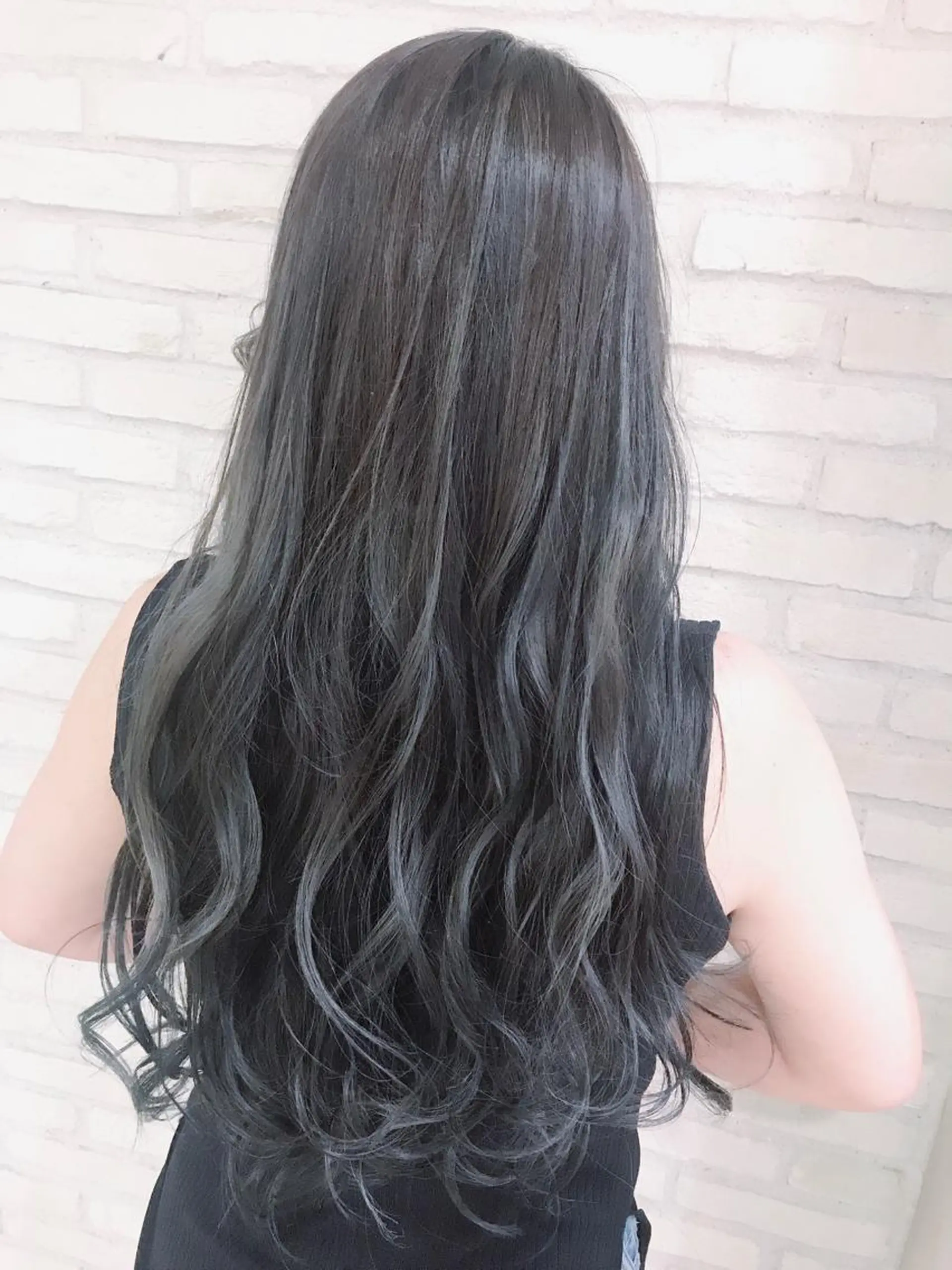 ロング カラー 透明感カラー ハイライトカラー ハイライト 横浜🍒カット エクステ／RIEのヘアスタイル