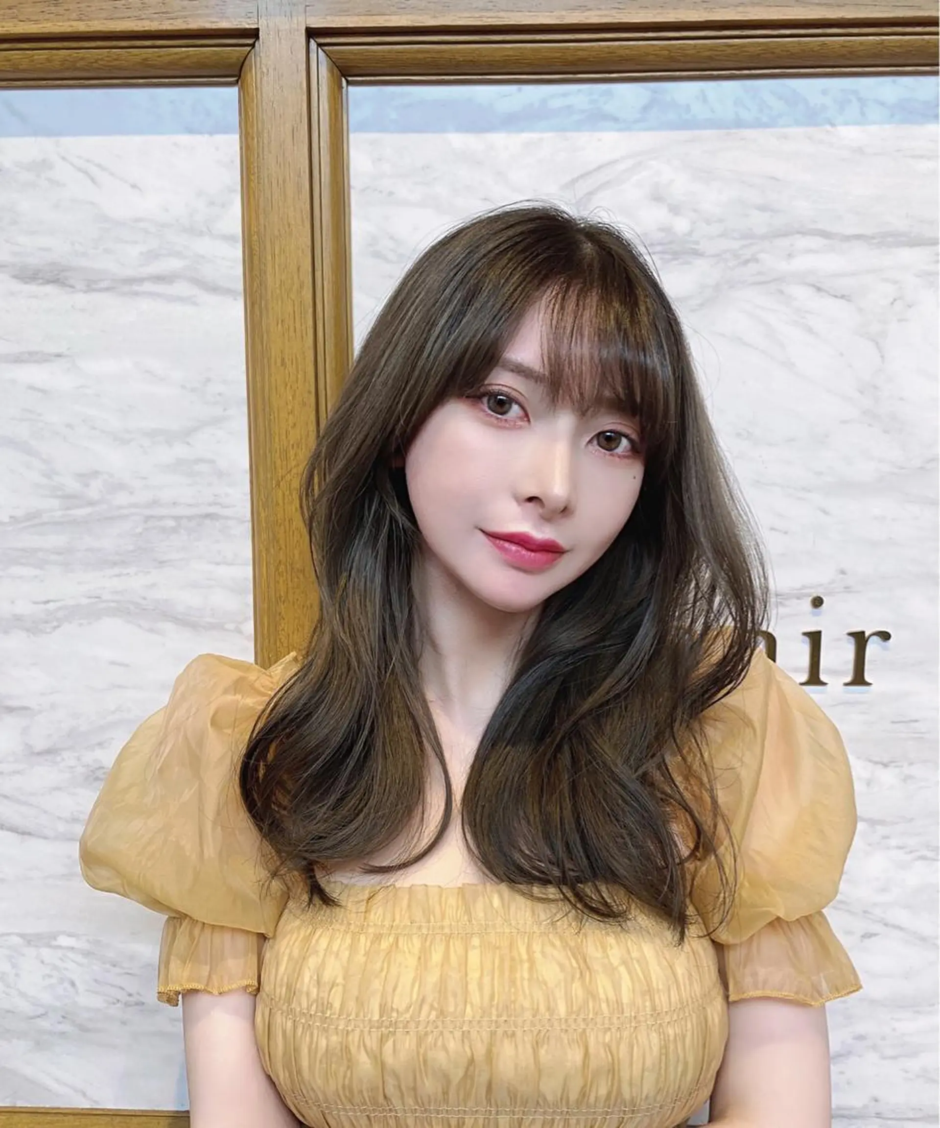 ミディアム カット ヘアカラー トリートメント 韓国ヘア/レイヤー/ 髪質改善🫧西田のヘアスタイル