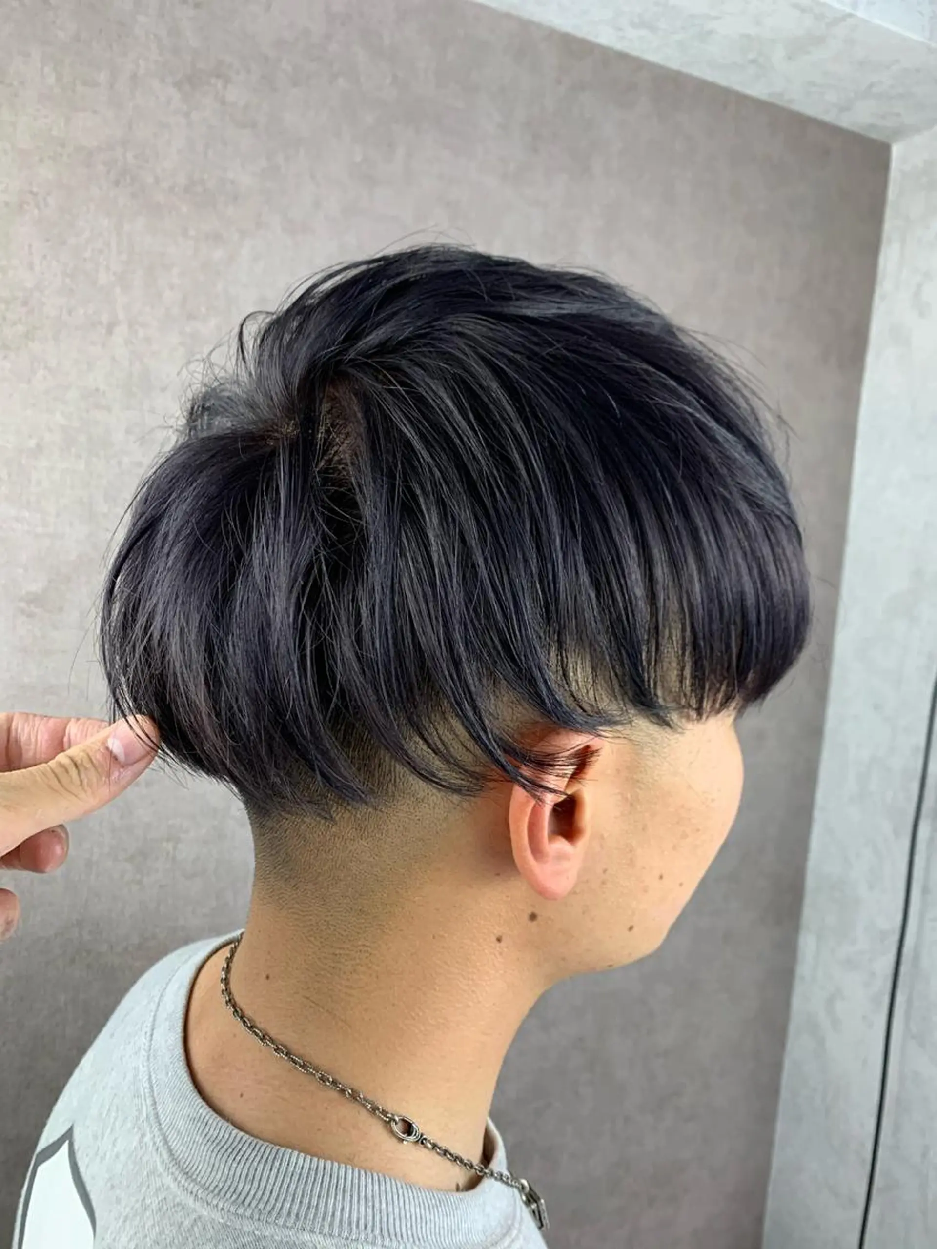 ショート メンズ メンズブリーチ アッシュ メンズ専門 中島俊【朝霞】のヘアスタイル