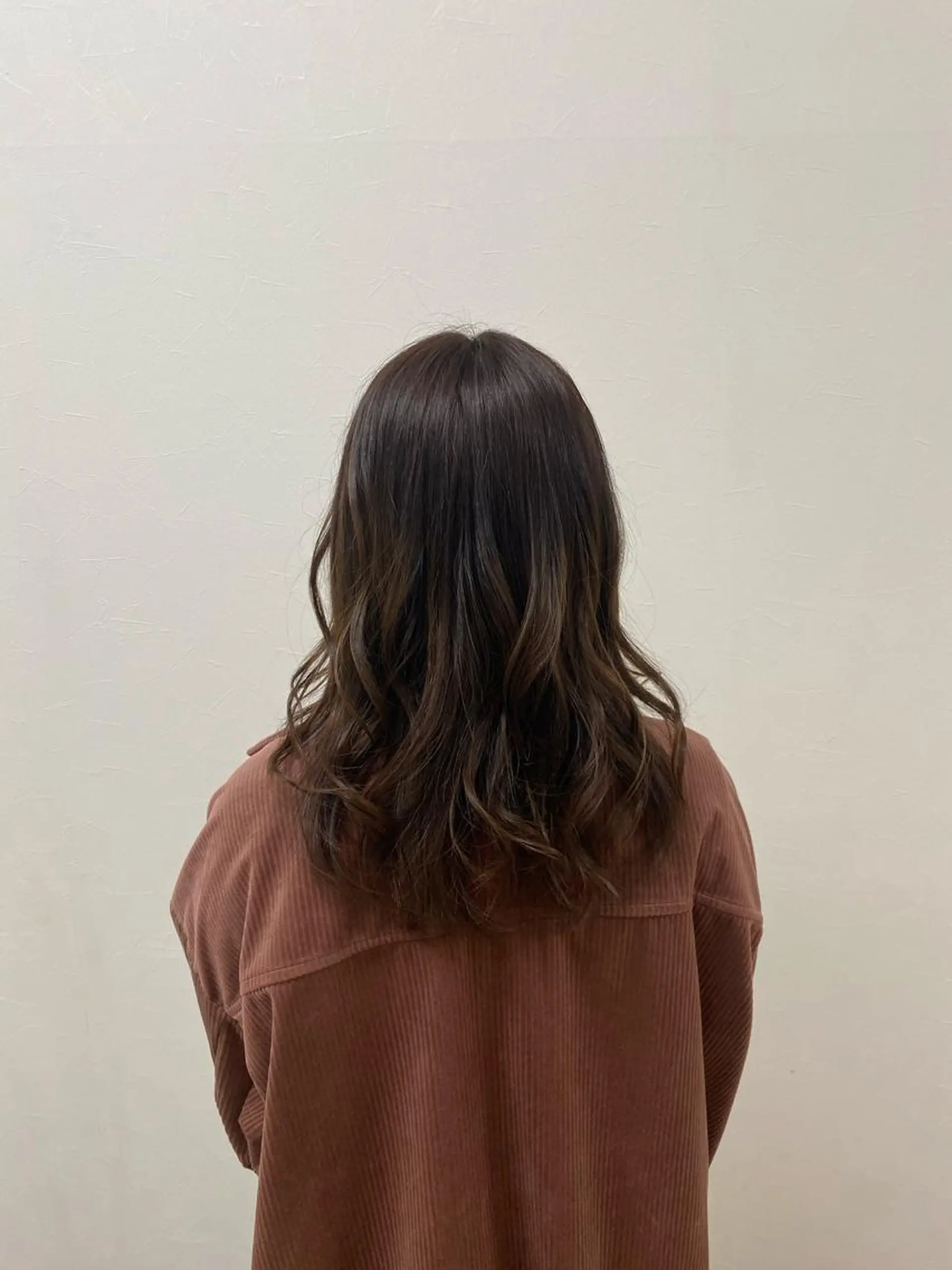 セミロング カット ヘアカラー トリートメント KAITOH ATSUSHIのヘアスタイル