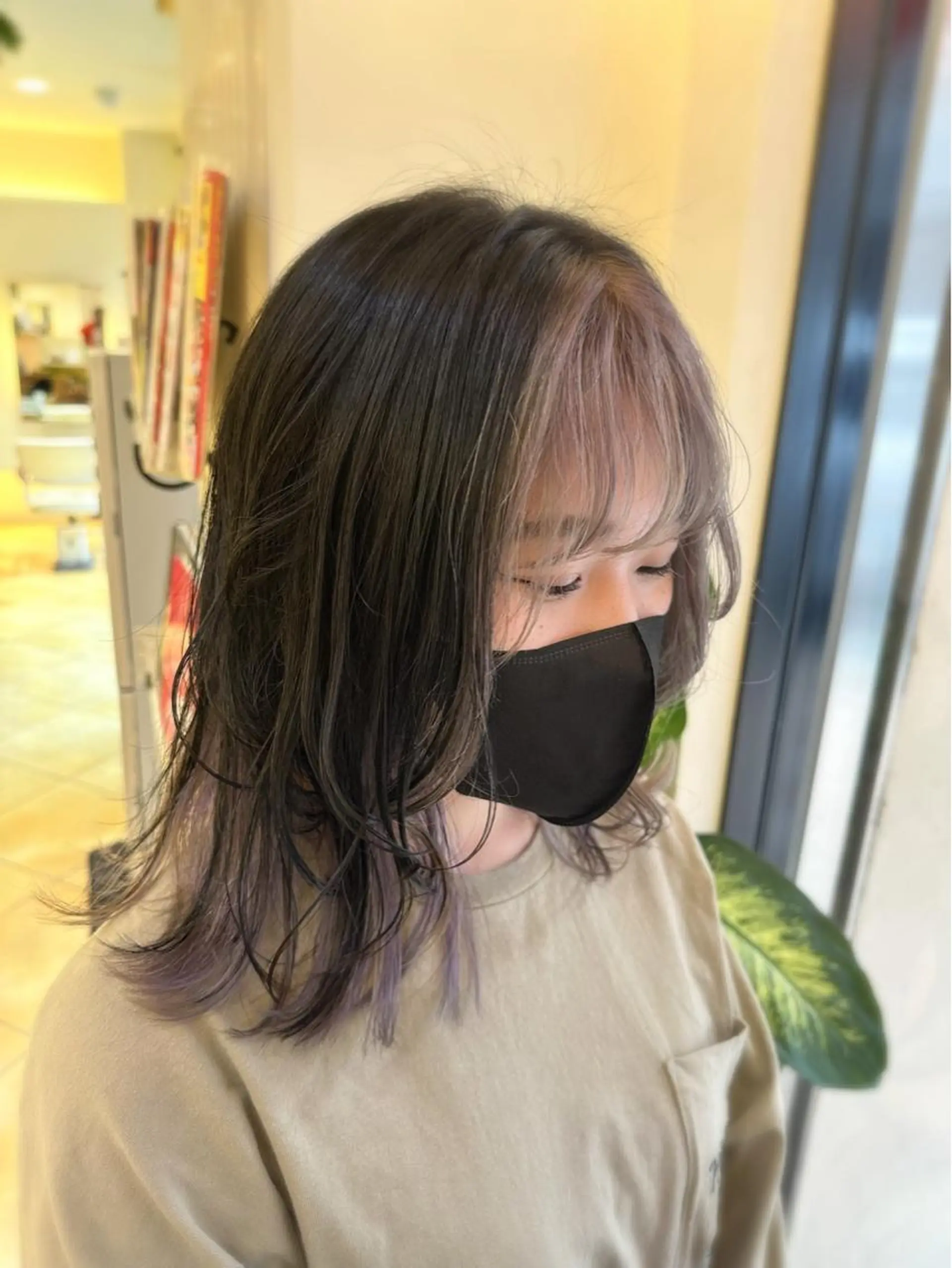 ミディアム カラー ミストバング  フェイスフレーミング ウルフカット カット ヘアカラー トリートメント デザインレイヤー💗 木村実樹のヘアスタイル