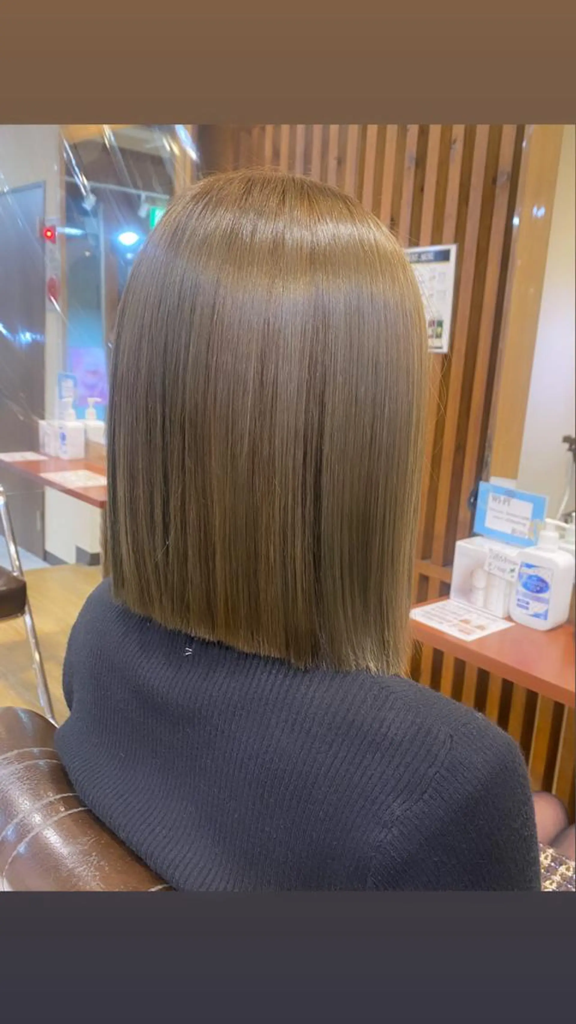 ミディアム カラー カット ヘアカラー 女性目線でつくる ショートayakaのヘアスタイル