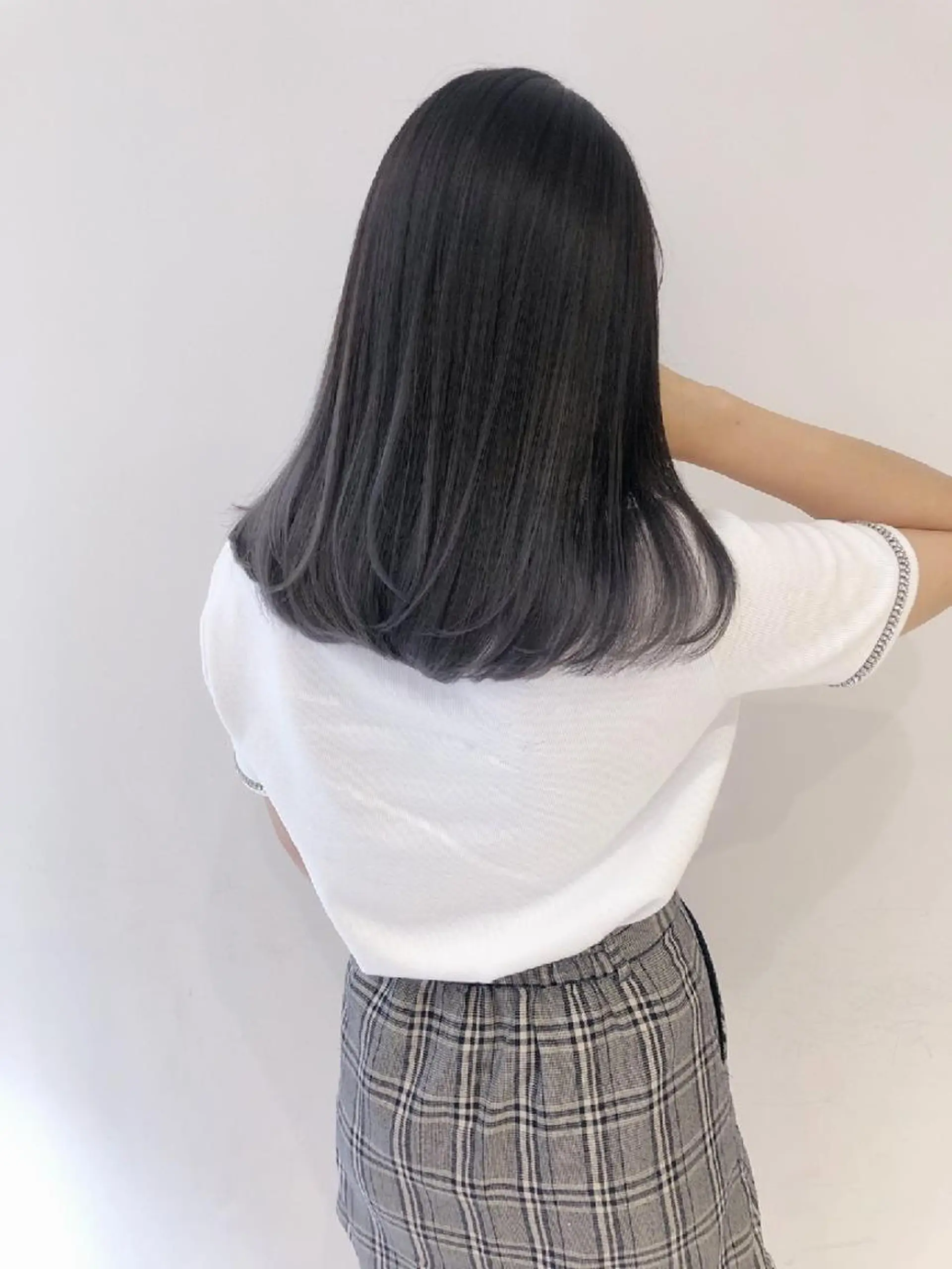 ミディアム カラー トリートメント siesta by amble luxeのヘアスタイル