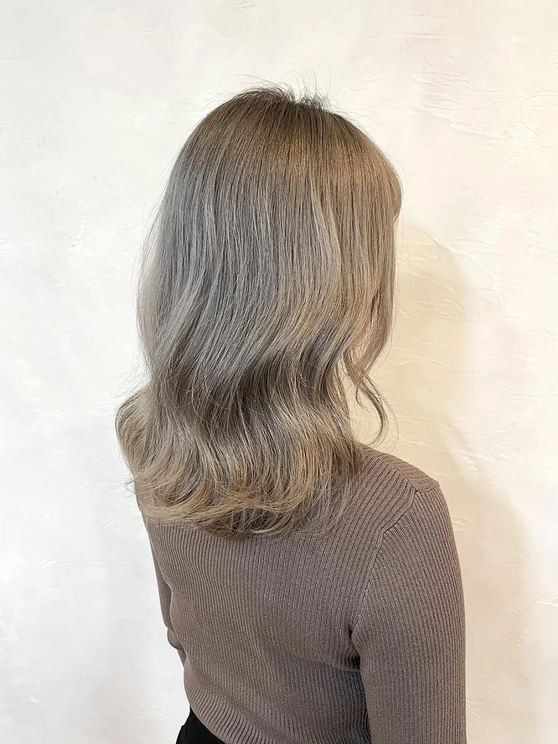 カラー ミディアム グレージュ ヨシンモリ 韓国風ヘア ANGELICA LABO 梅田店のヘアスタイル