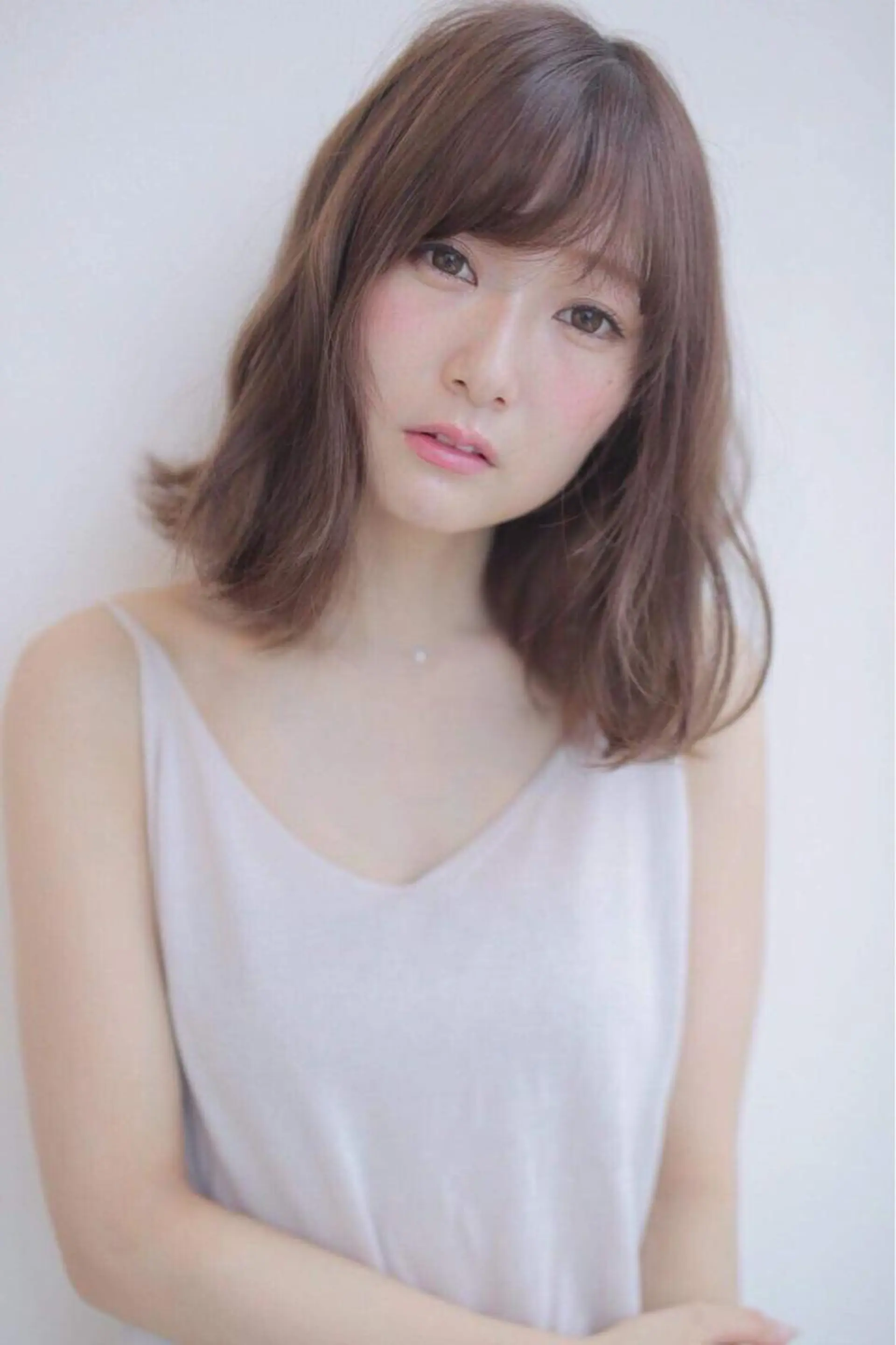 ミディアム カラー 米山 珠那のヘアスタイル