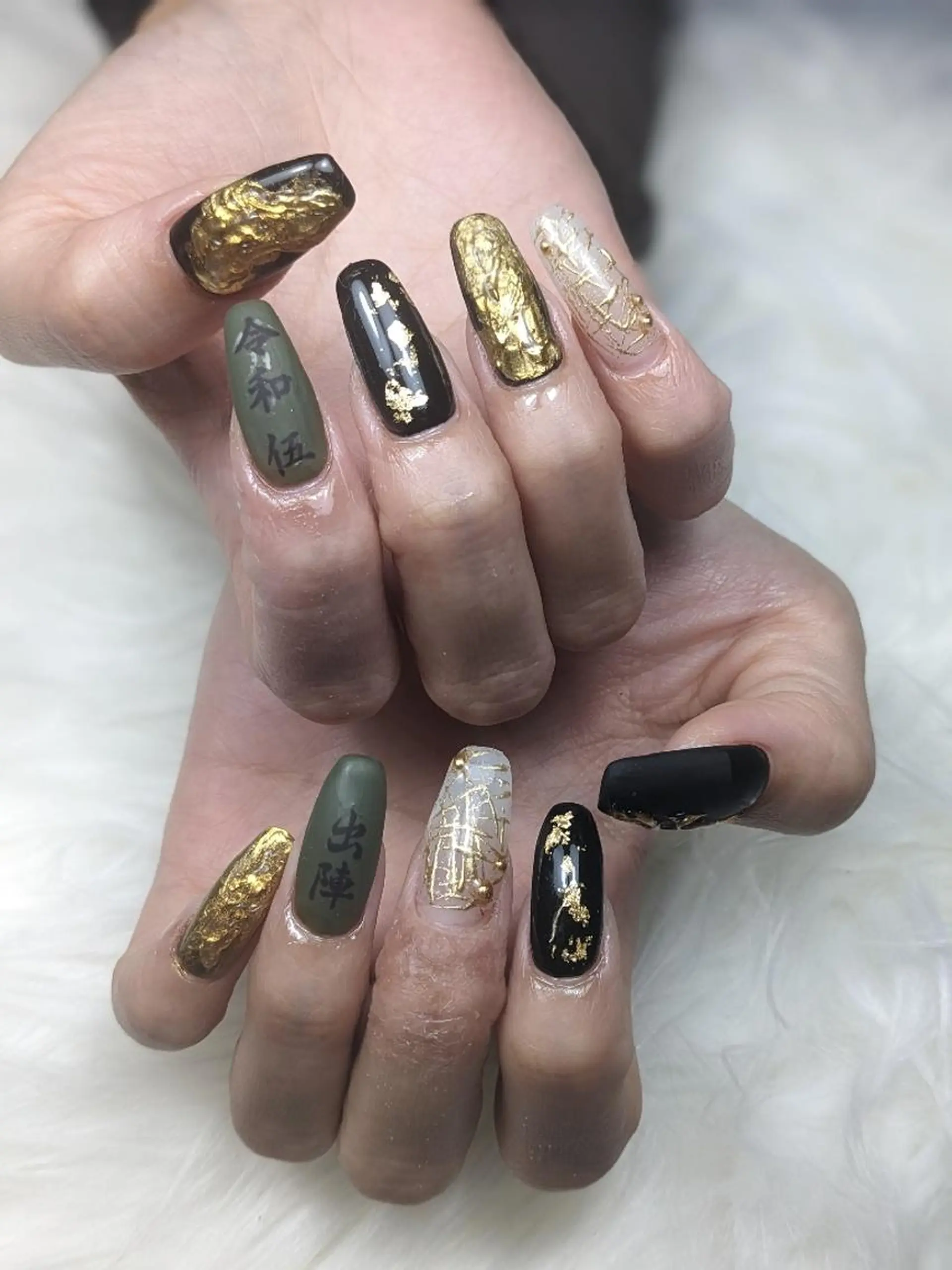 ネイル 成人式 ハンドネイル Nail SIRANGANAのネイルデザイン