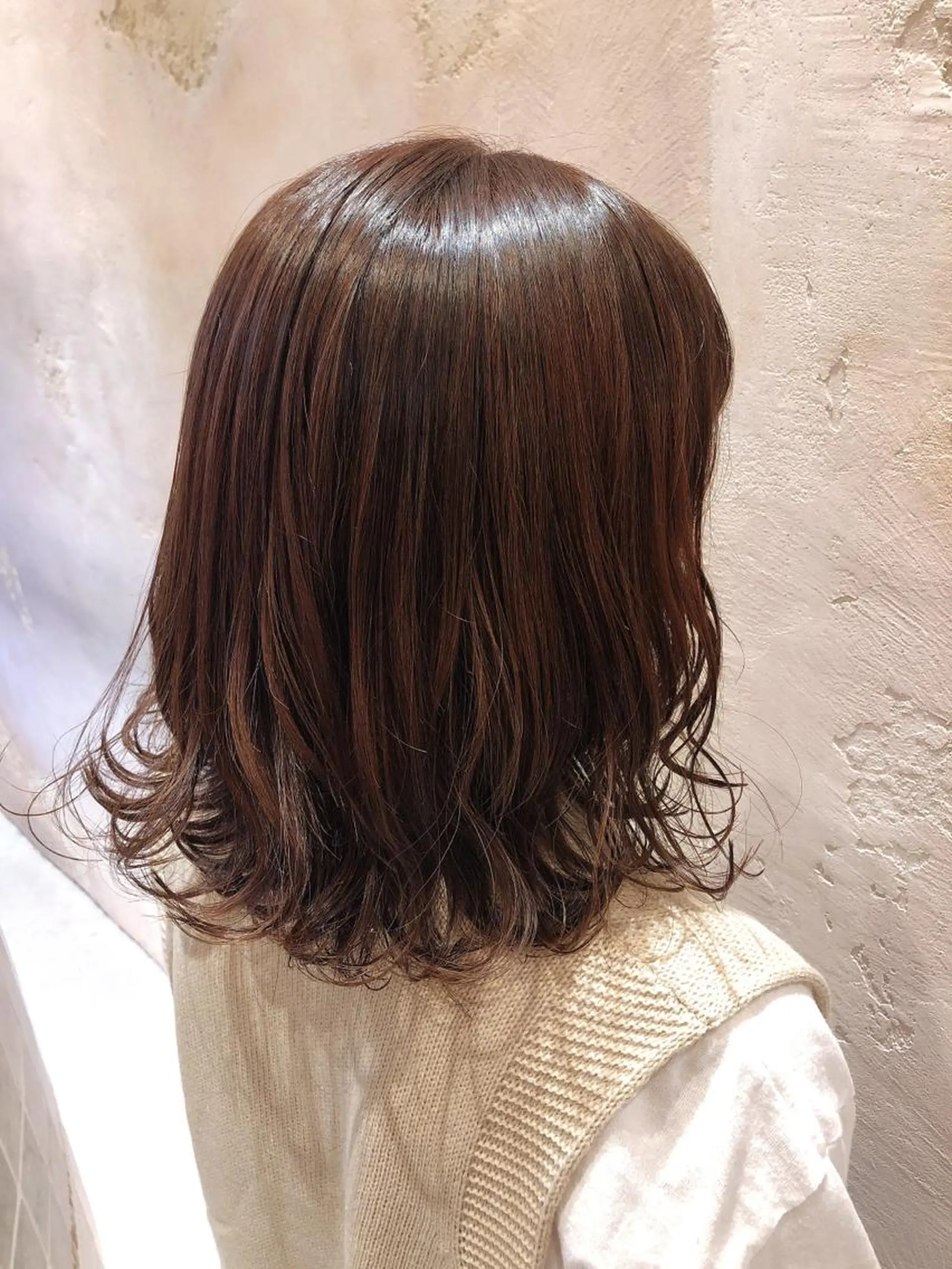 ミディアム ピンクブラウン カット ヘアカラー トリートメント 代表山口ひな 髪質改善のプロのヘアスタイル