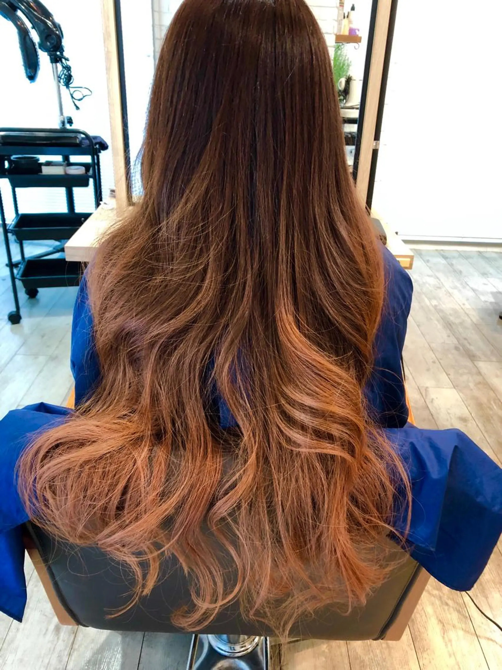 ロング カラー ブリーチ グラデーションカラー ピンクカラー 柏/春日竜次 /髪質改善縮毛矯正のヘアスタイル