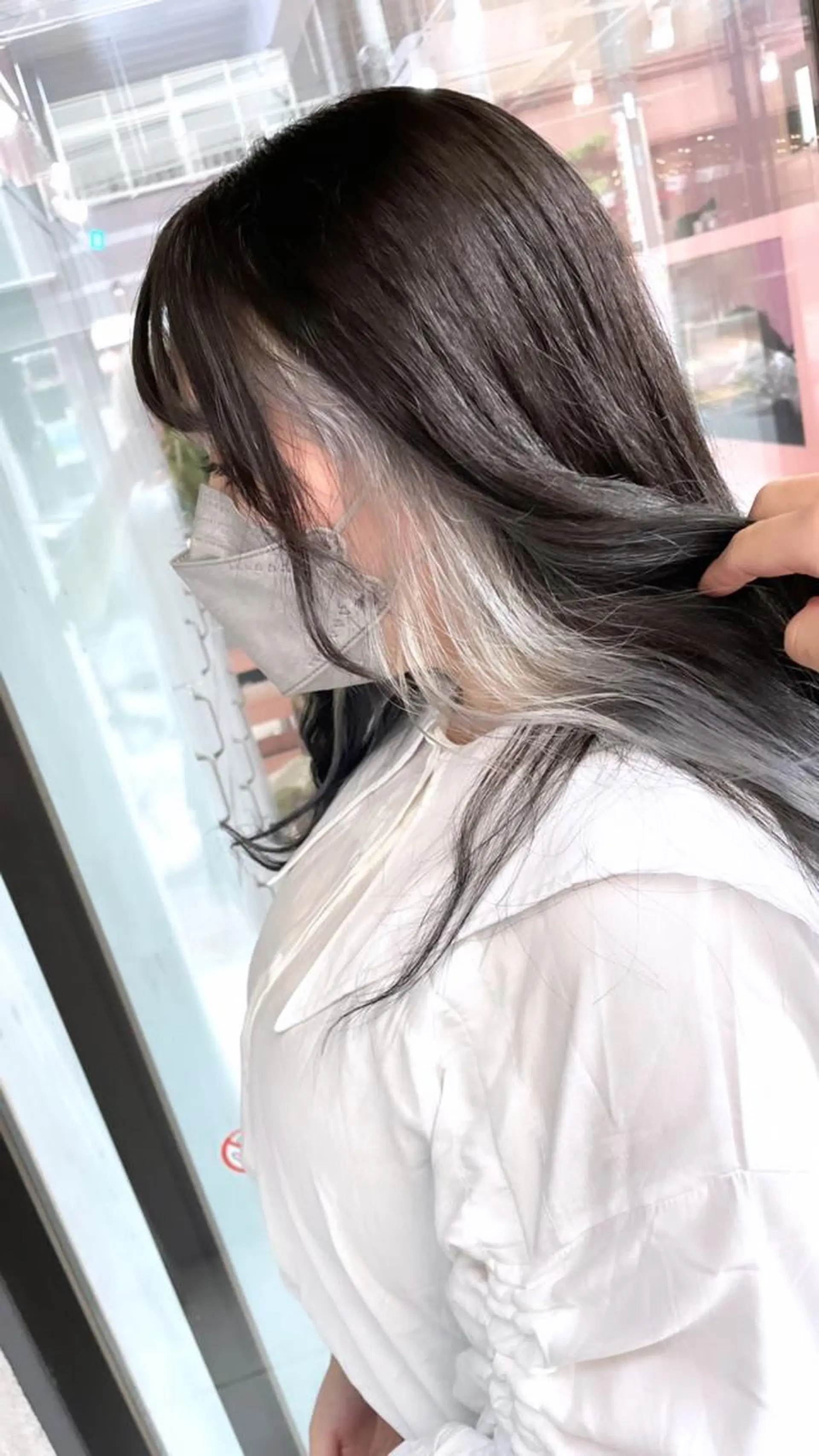 ミディアム カラー アッシュ アッシュグレー アッシュグレージュ バレイヤージュ ミストバング ヘアカラー 🌈ブリーチ特化🌈 MANATOのヘアスタイル