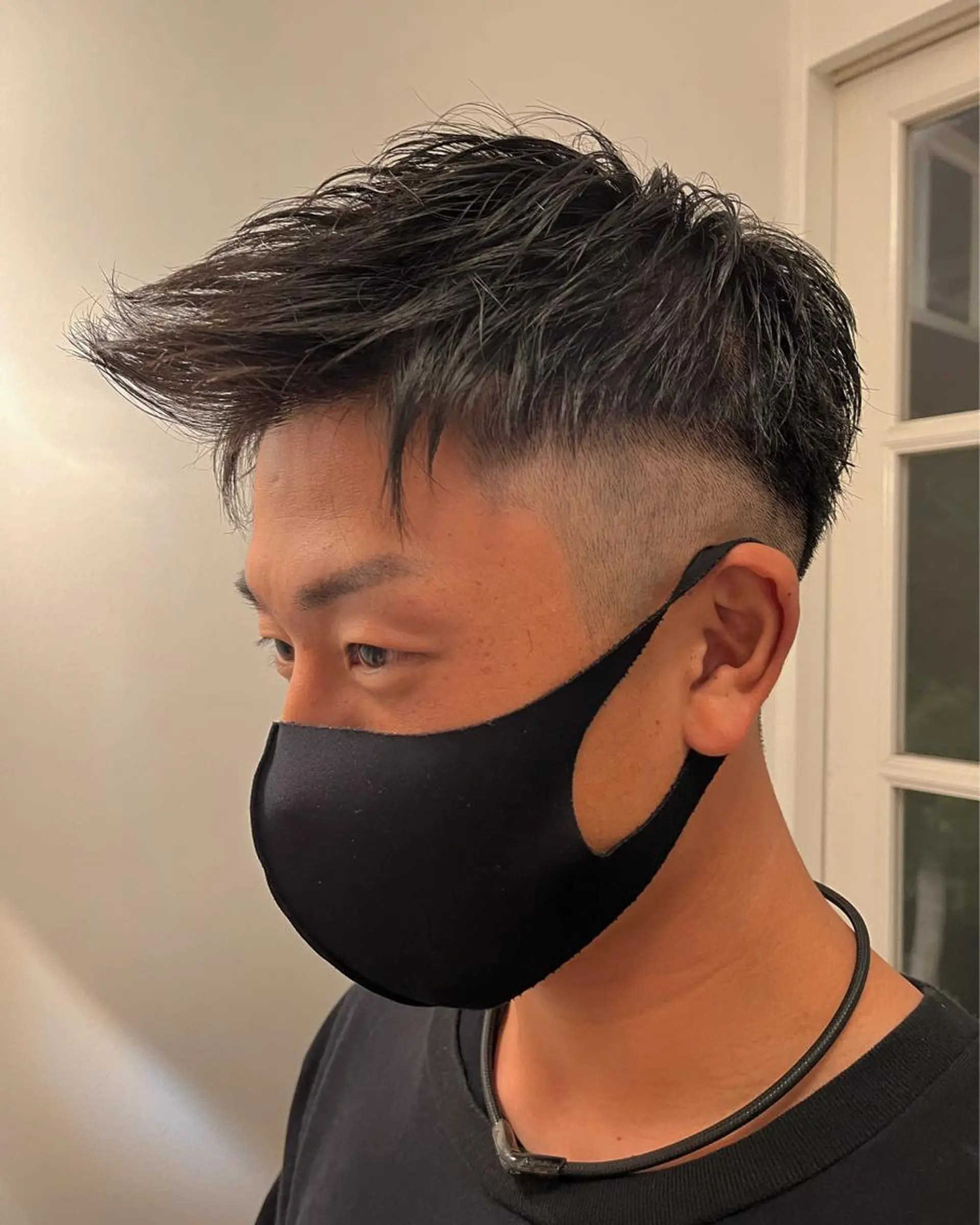 メンズ フェードカット モヒカン 狩野 くるみのヘアスタイル