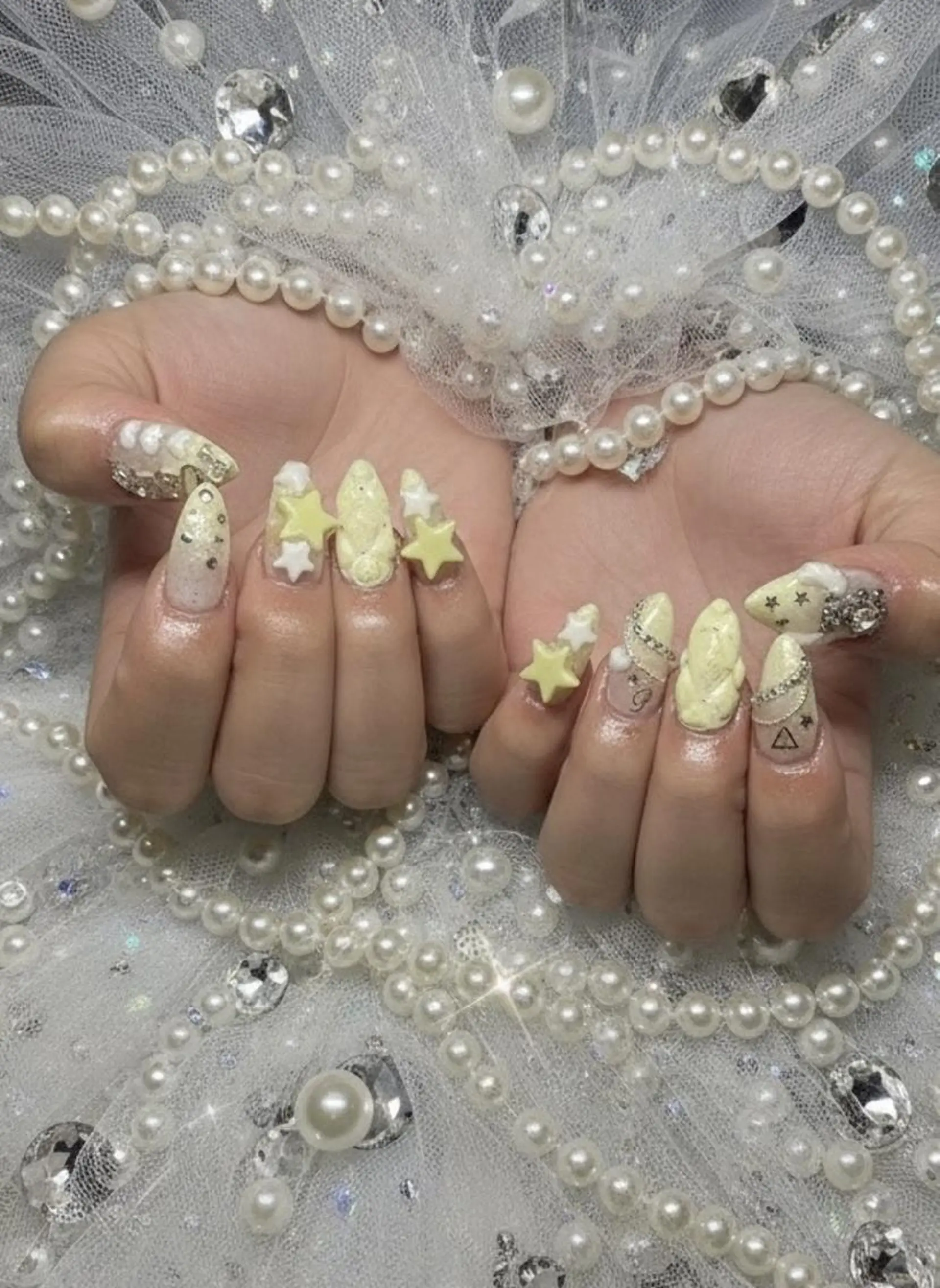 ネイル 長さ出し 韓国ネイル ロングネイル メンズネイル ワンカラーネイル ハンドネイル 24時間営業 UNABOMBAのネイルデザイン