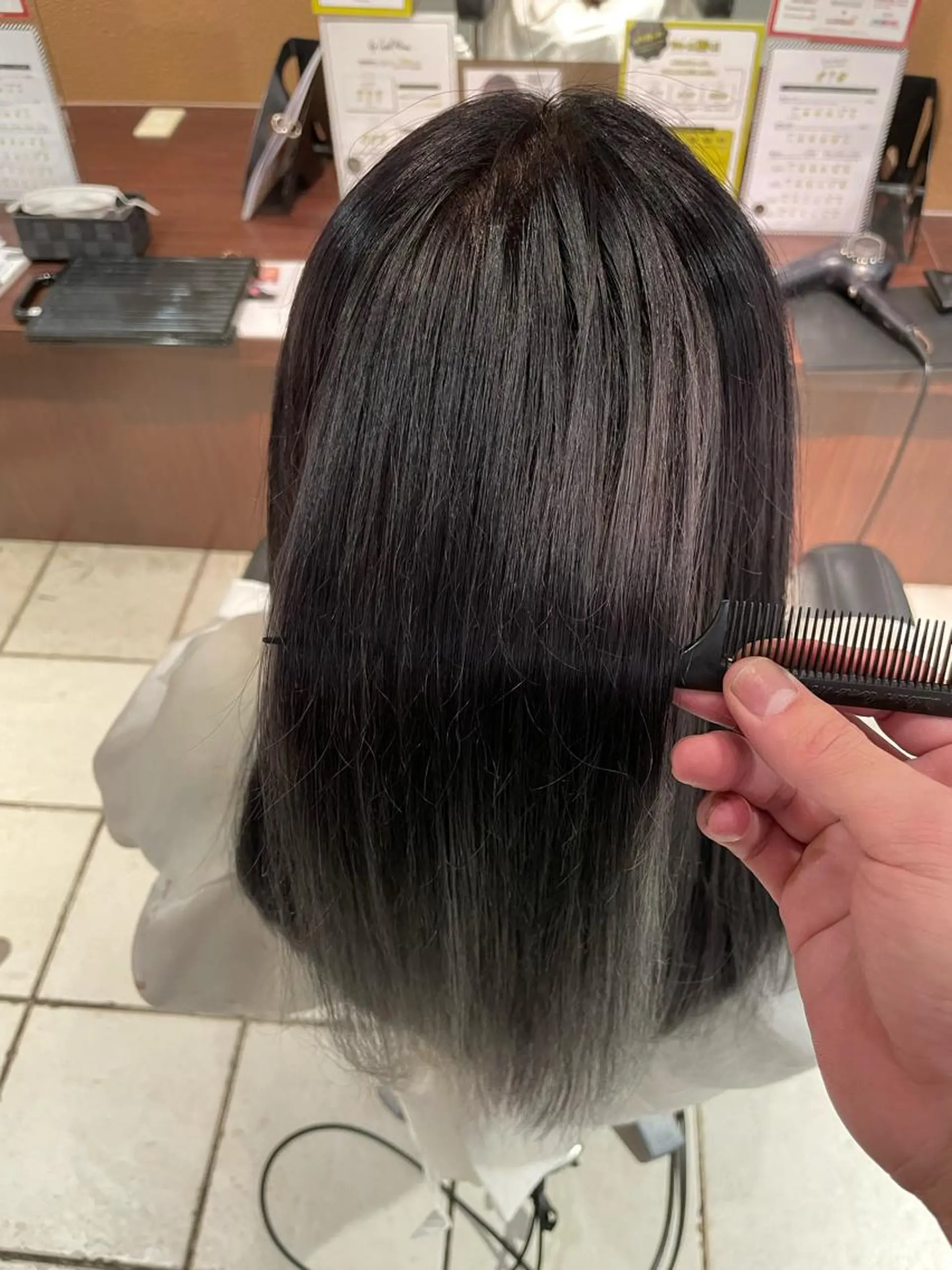 セミロング カラー 宮里 雄大のヘアスタイル