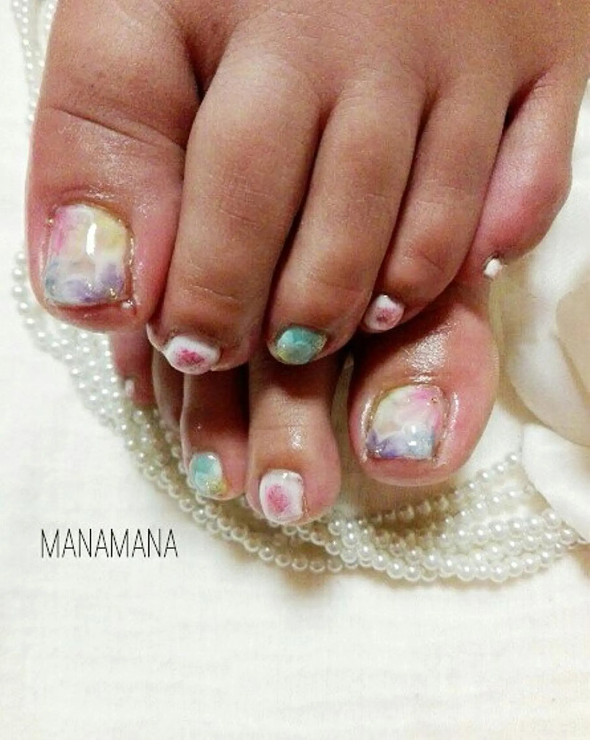 ネイル チークネイル フラワーネイル フットネイル MANA MANAのネイルデザイン