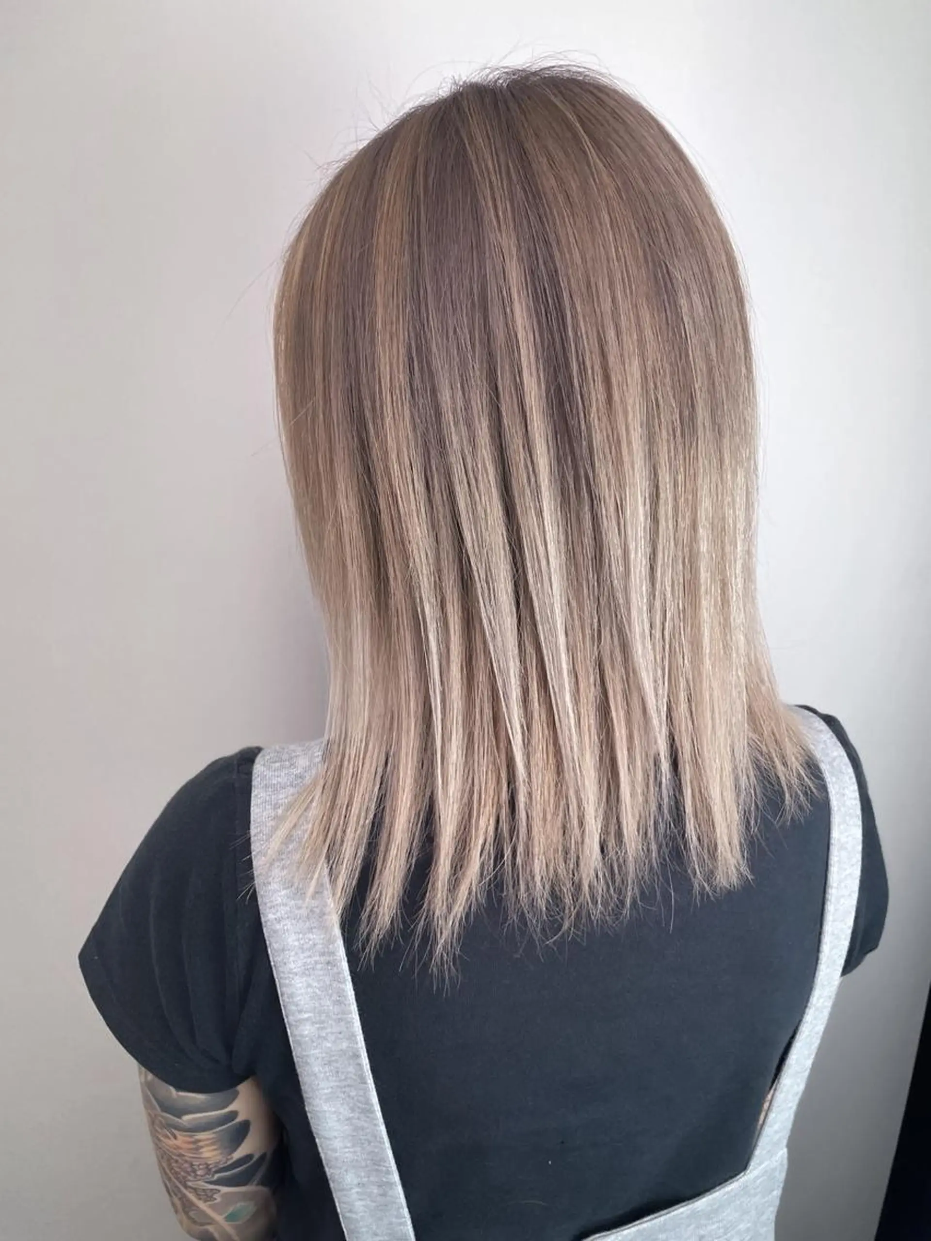 ミディアム カラー 【KIRA 代表】 TATSUYAのヘアスタイル