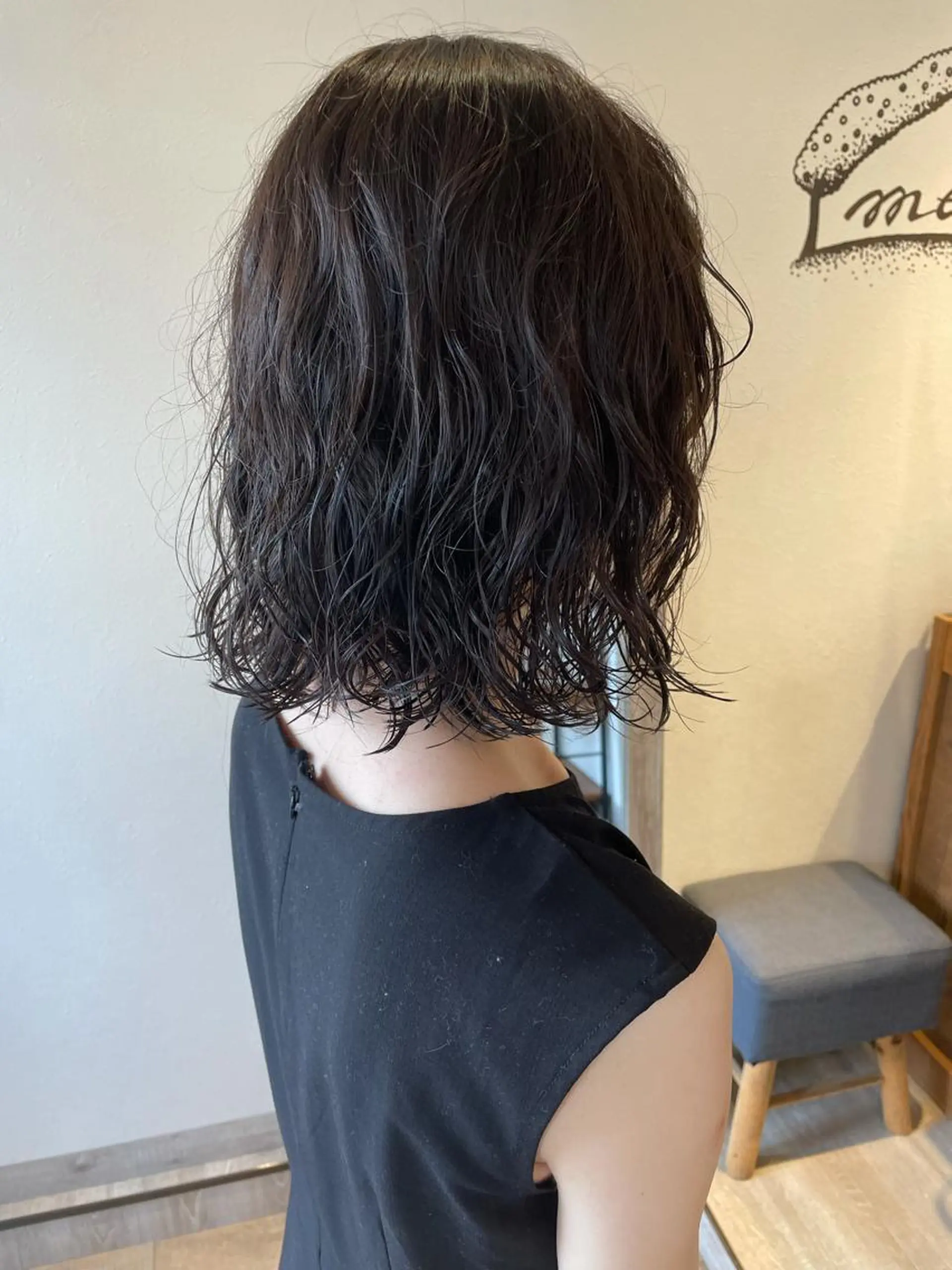 ミディアム パーマ 🩰オリーブ/ ベージュ松本咲花🩰のヘアスタイル