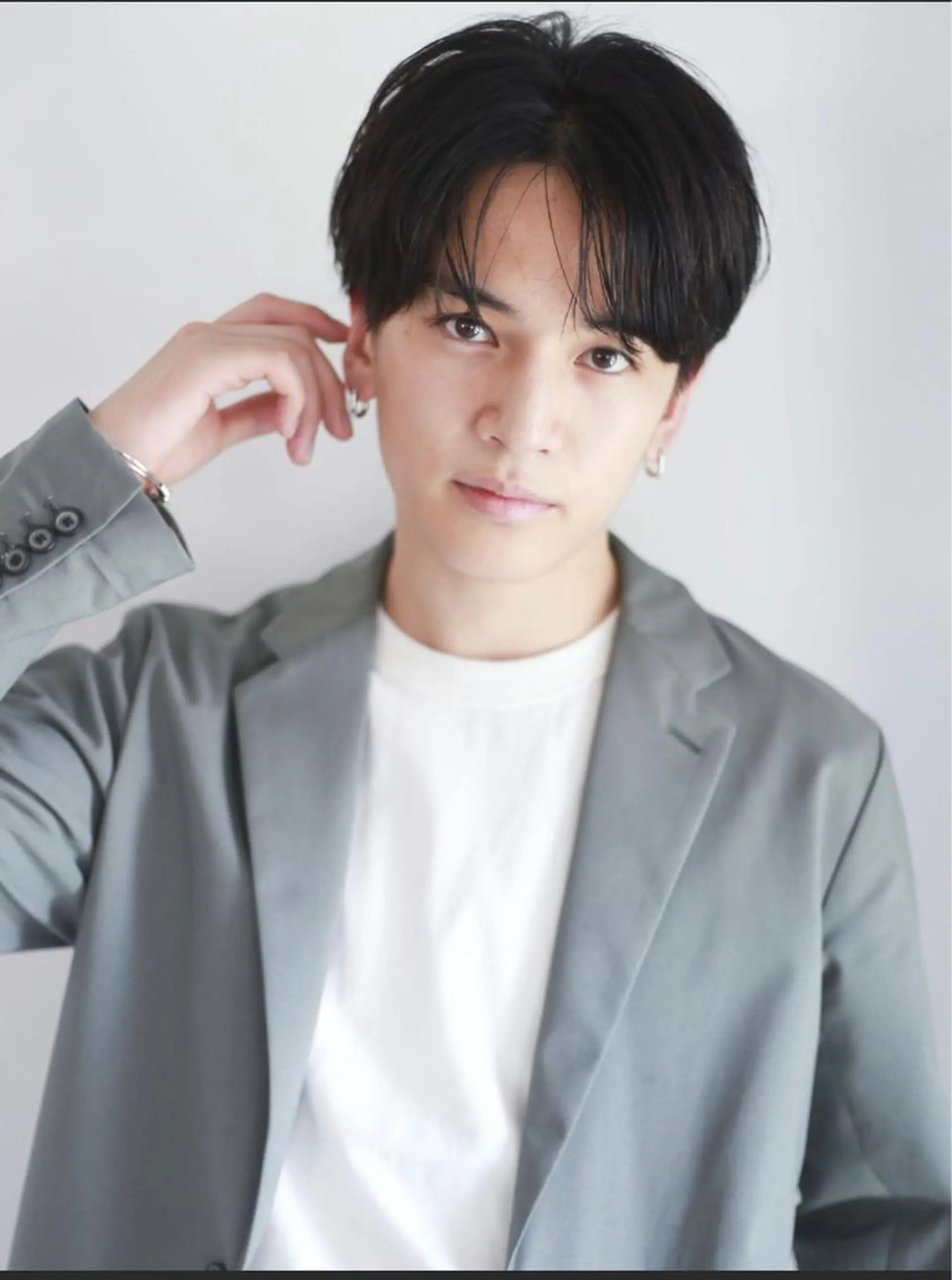 ショート メンズ カット 縮毛矯正 トリートメント 💎韓国風レイヤー/ 髪質改善💎藤咲僚汰のヘアスタイル