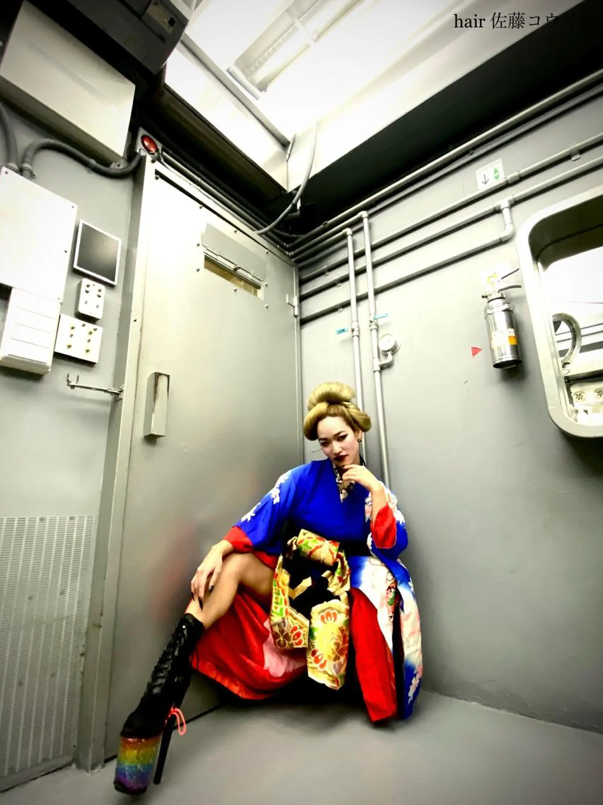 ロング ハイライト レイヤーカット 縮毛矯正 刈り上げ ウルフカット KAH所属・Koichi Satoのヘアスタイル