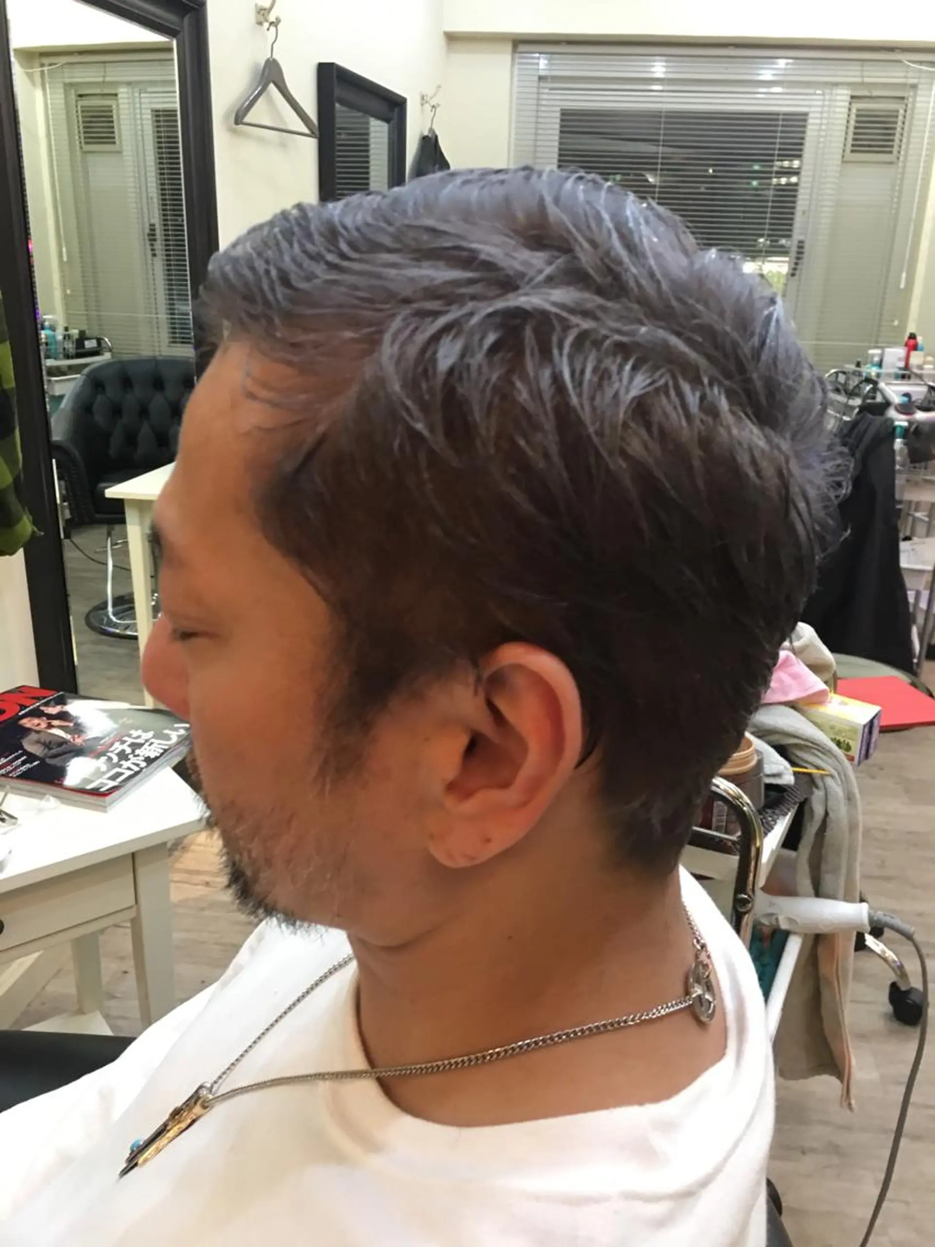 カラー メンズ 鶴見 和美のヘアスタイル