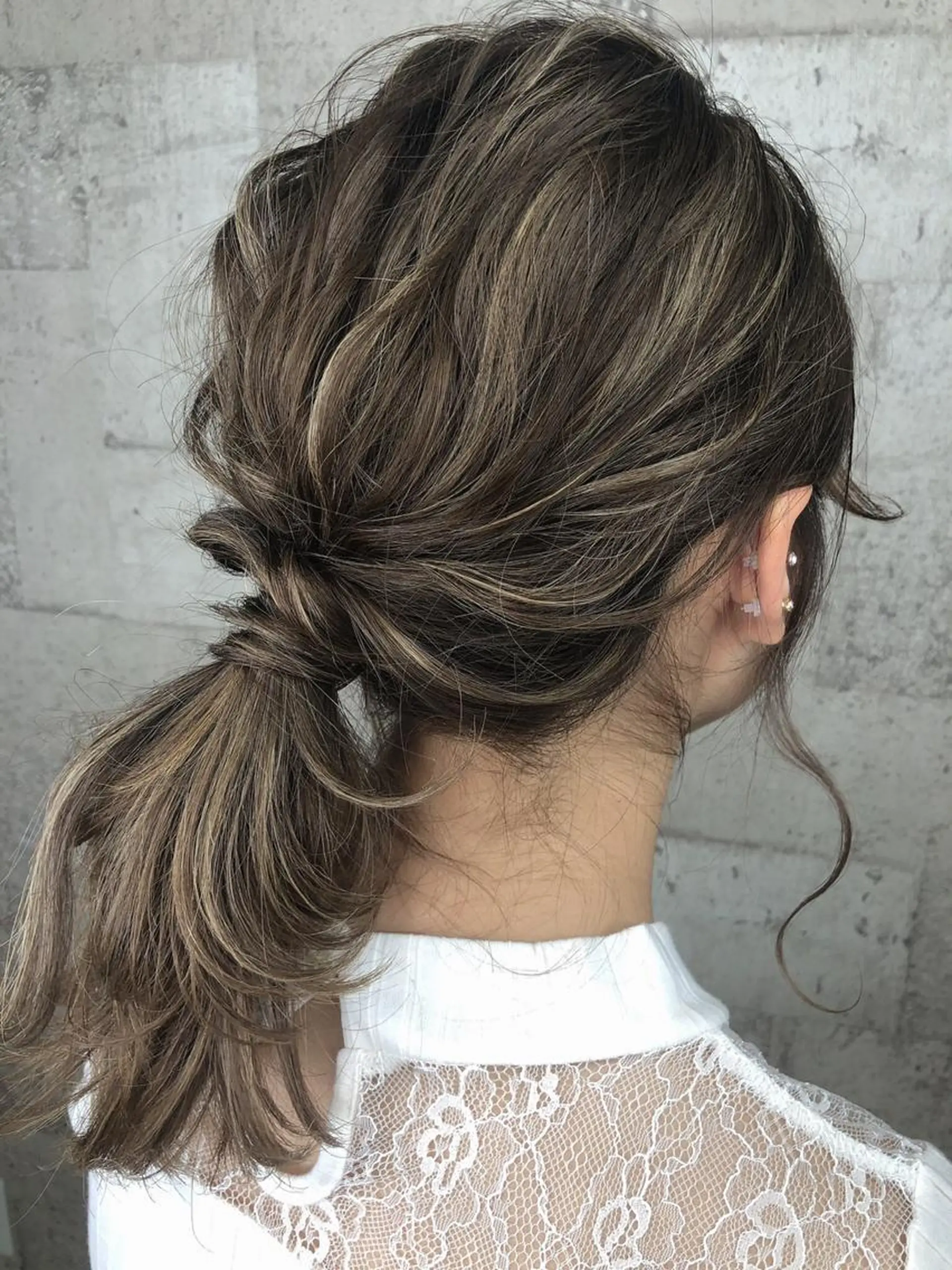 ミディアム カラー ヘアアレンジ 結婚式・ブライダル 髪飾り ⭐️Shelter by TOKYO⭐️のヘアスタイル