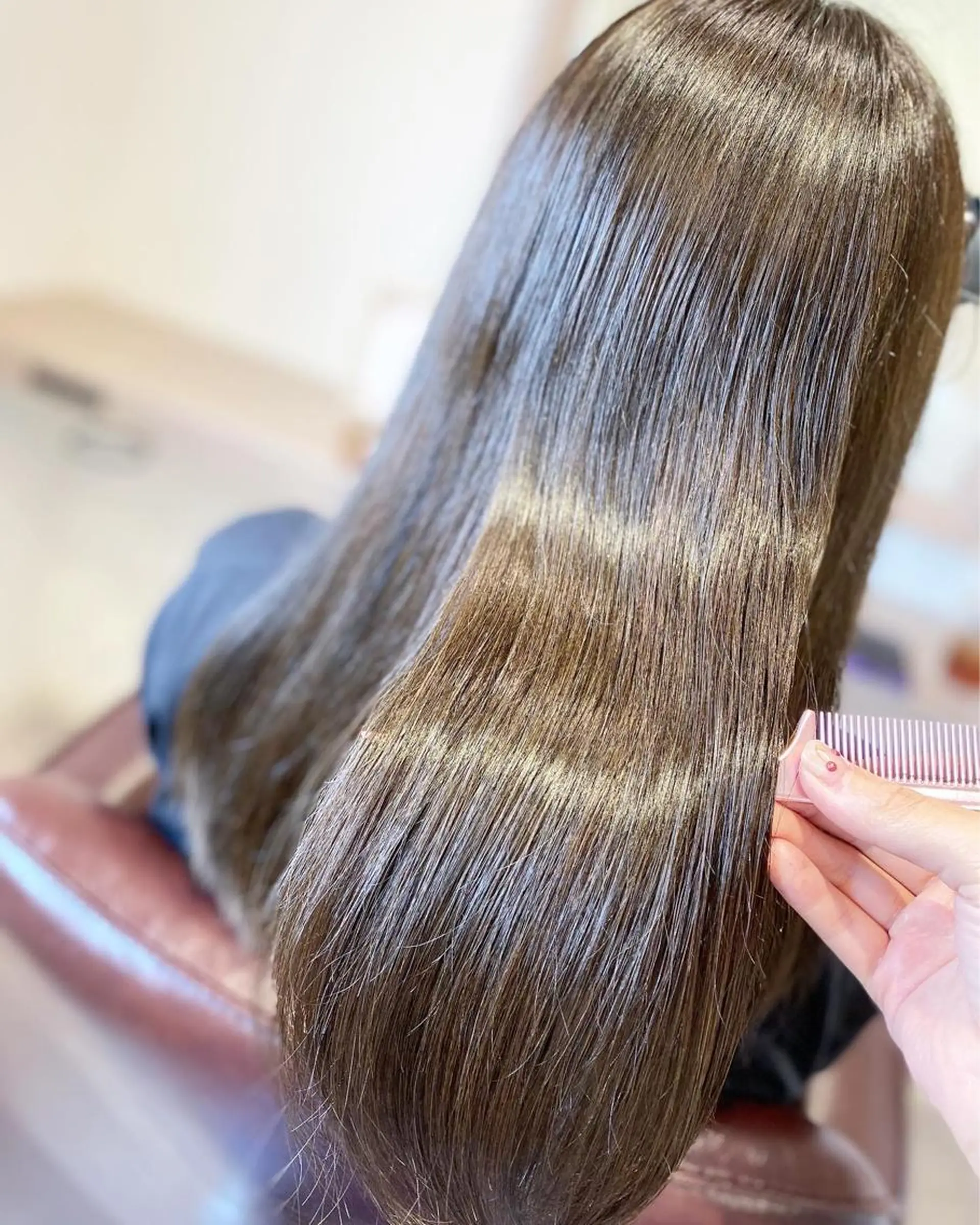 ロング カラー 髪質改善 ロング トリートメント カット ヘアカラー 縮毛矯正 トリートメント 荒木 ひろかのヘアスタイル