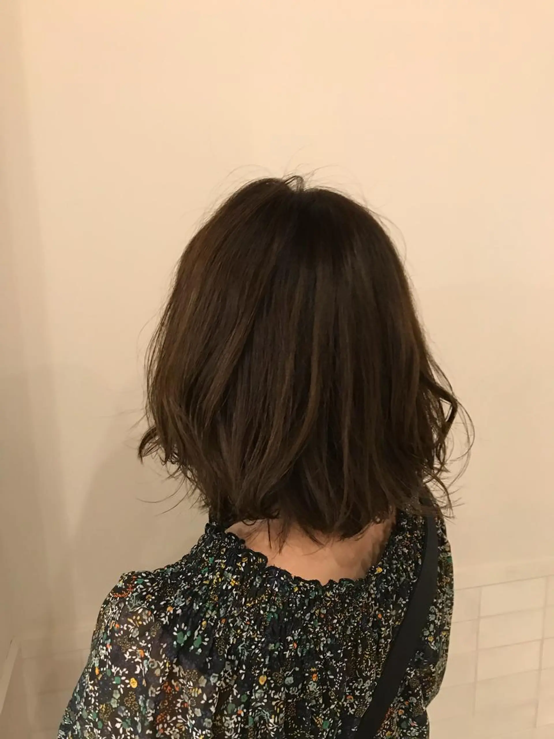 ミディアム カラー ブラウンカラー モカブラウン 切りっぱなしボブ ソノキユウカのヘアスタイル