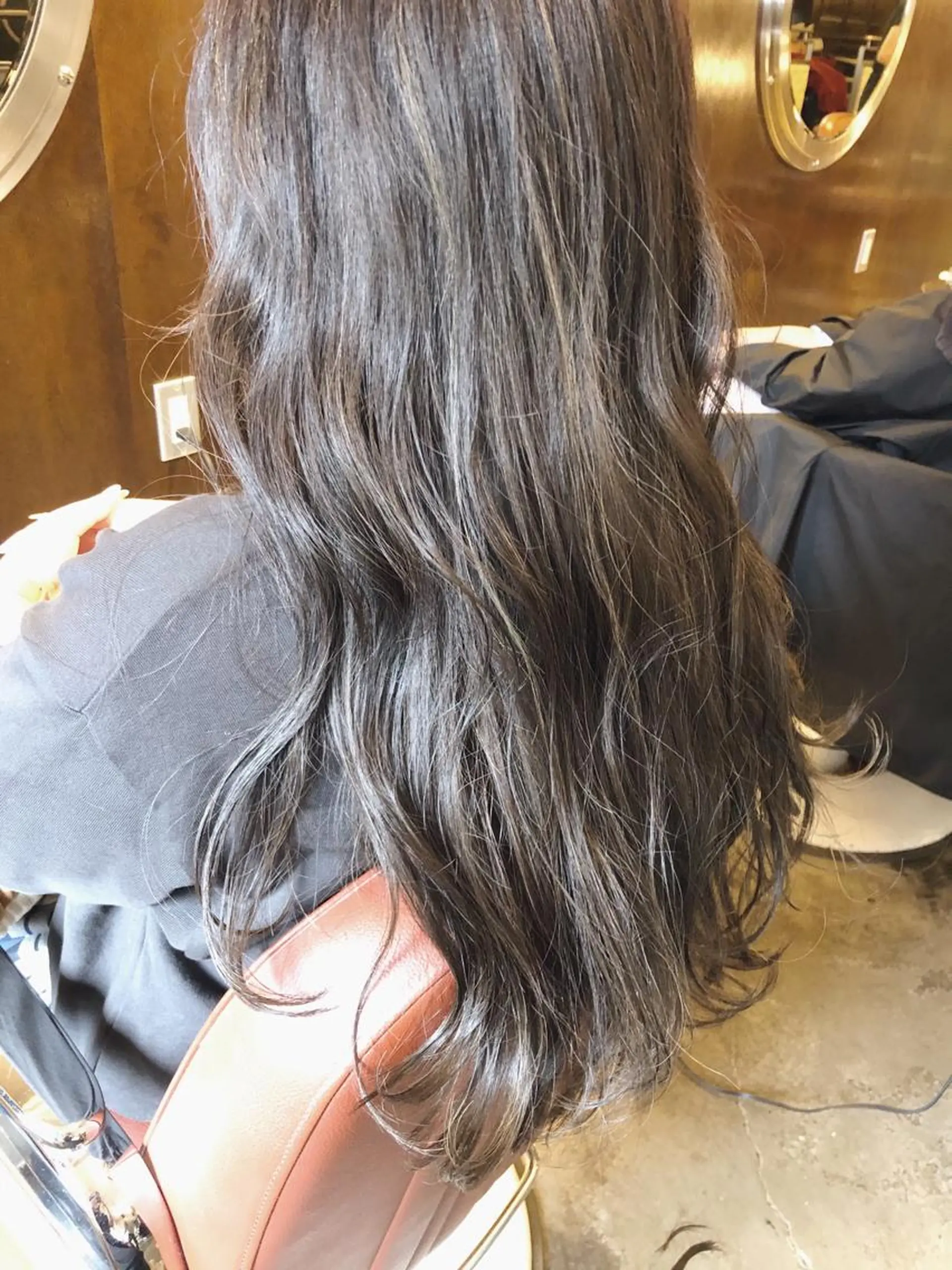 ロング カラー 356所属・木山 ゆかりのヘアスタイル