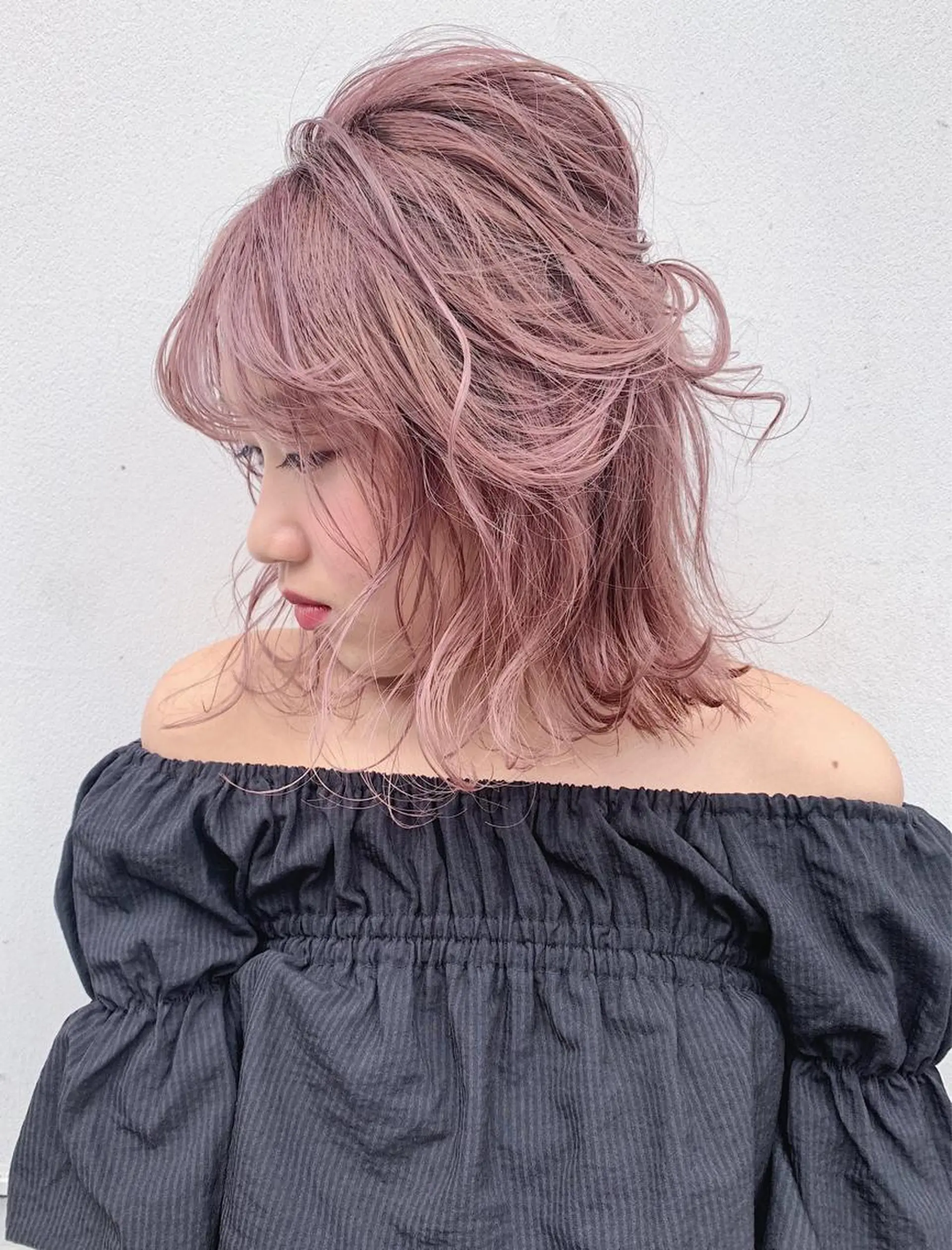ミディアム カラー ヘアアレンジ ヘアカラー トリートメント WATARU🔥／ 外国人風ハイライトのヘアスタイル