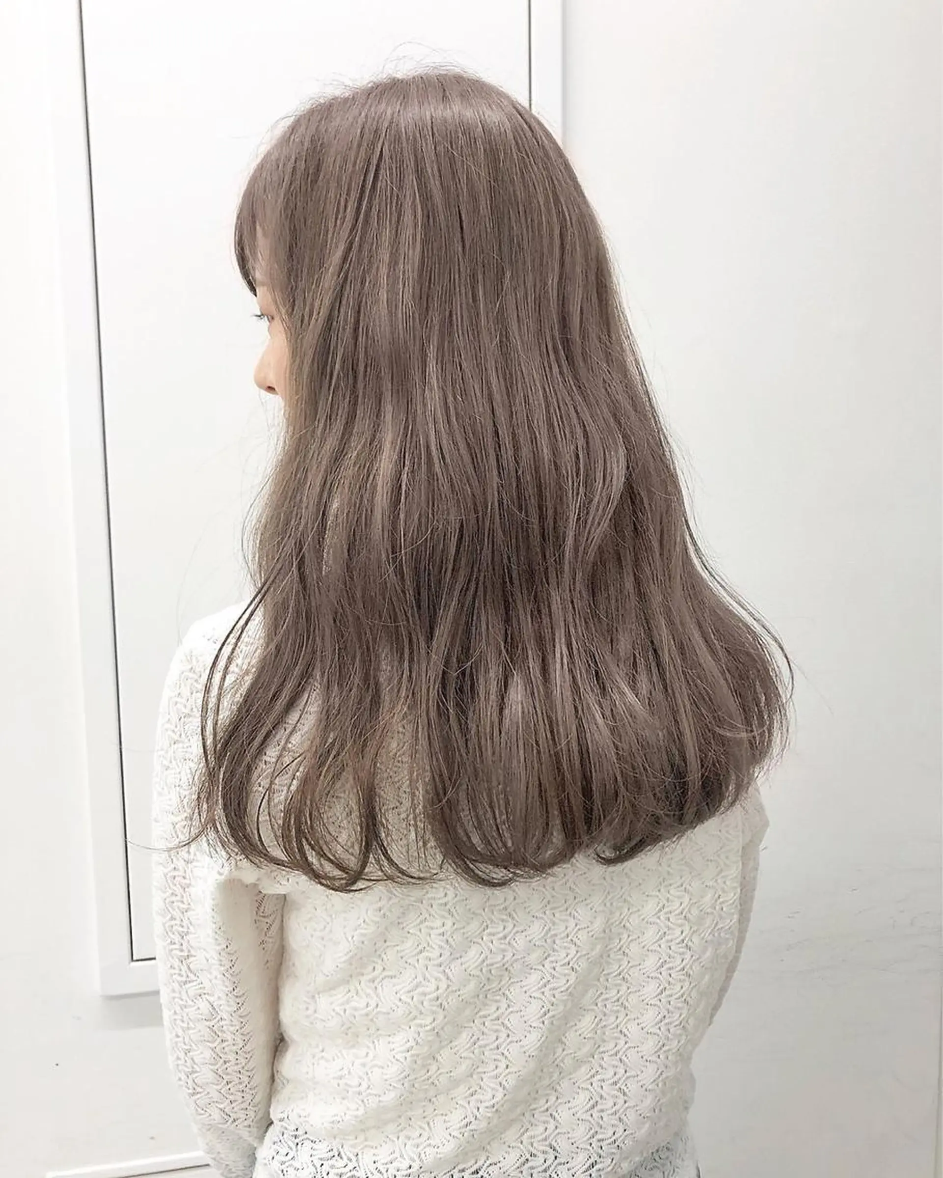 ロング カラー ダブルカラー カット ヘアカラー トリートメント 【ブリーチカラー】 🌈ALIVE若山葵のヘアスタイル