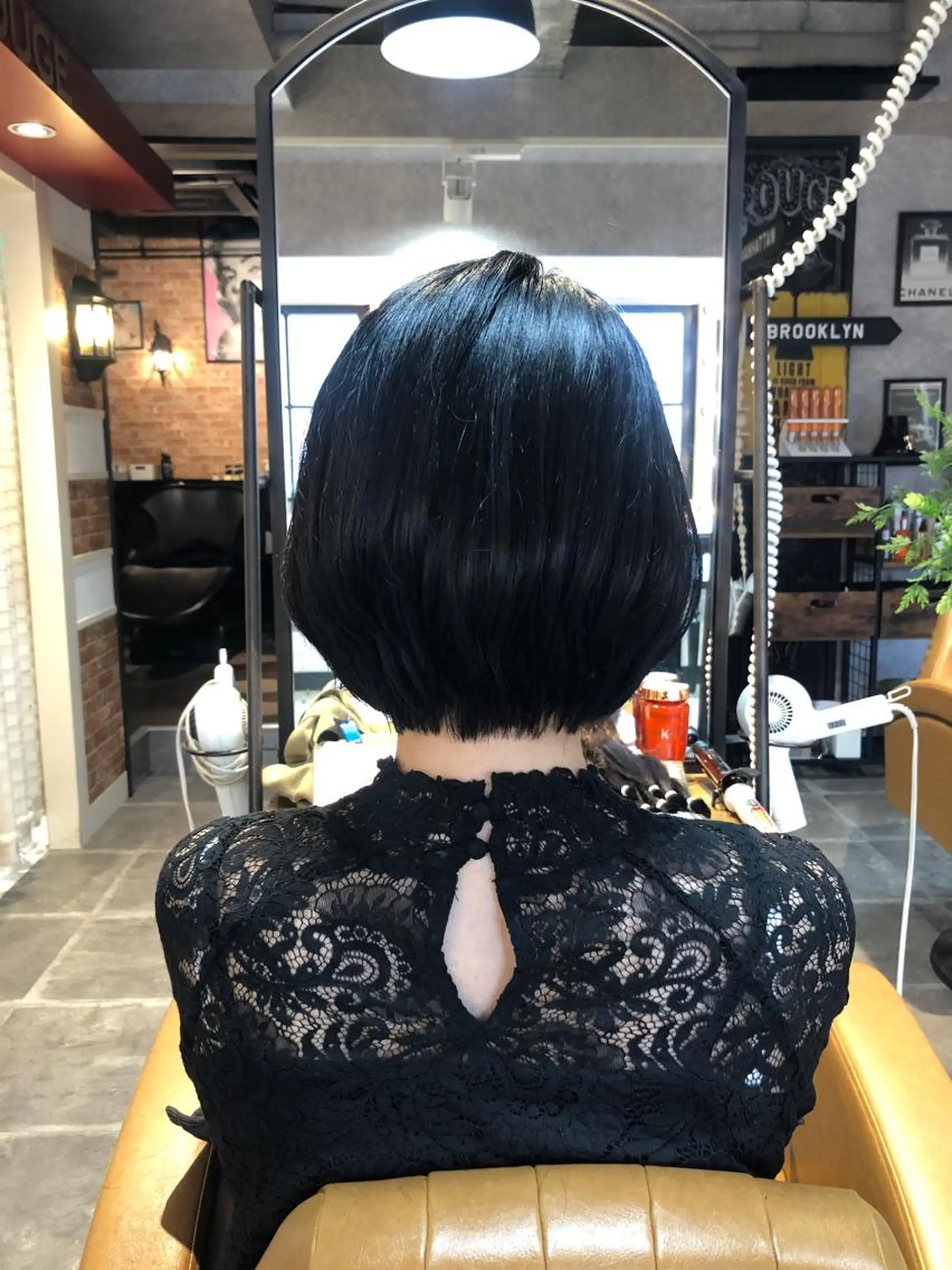 ショート ショートボブ ボブ ショートヘア 佐々木 シホミのヘアスタイル