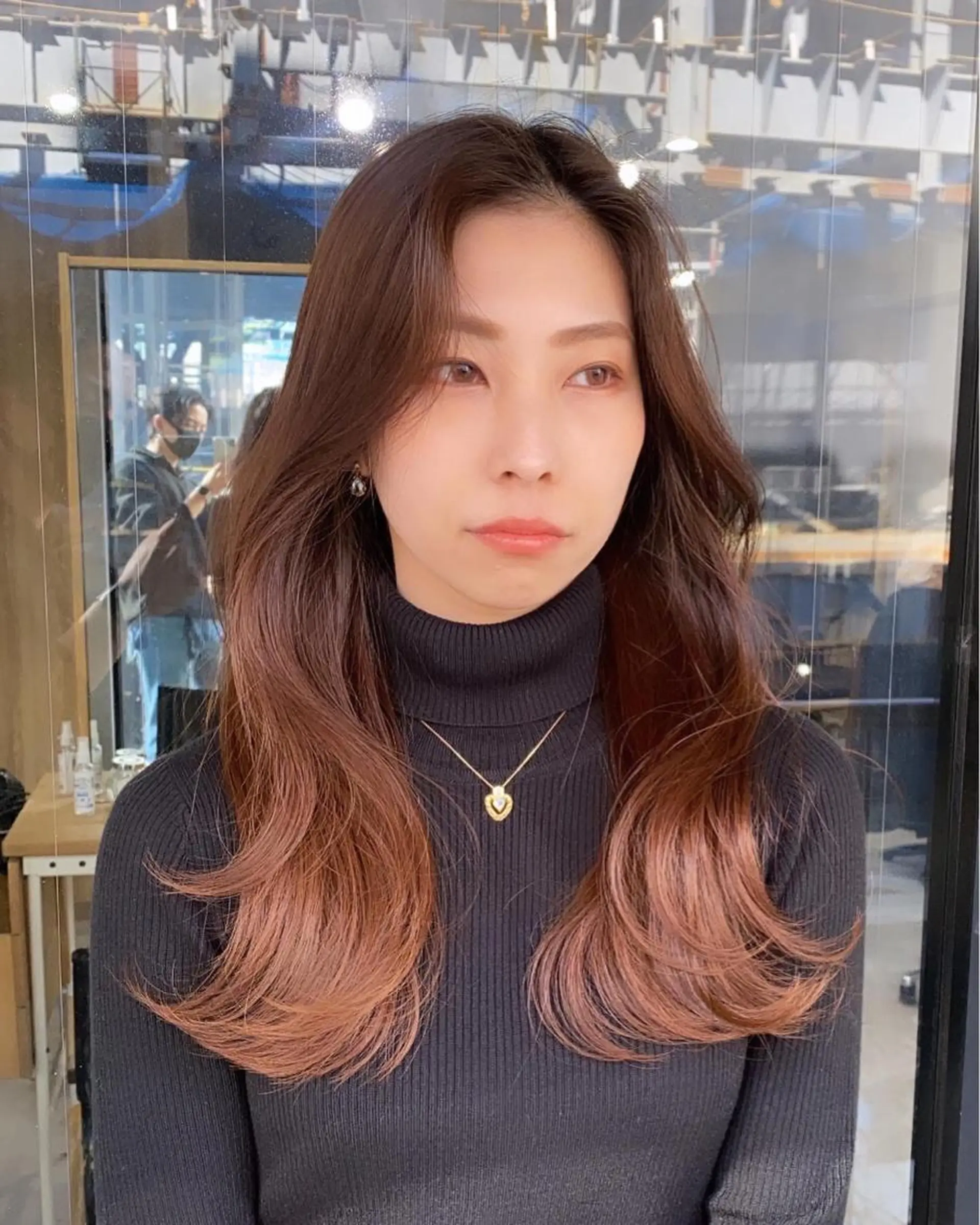 ロング カラー パーマ ヘアアレンジ メンズ キッズ ネイル マツエク・マツパ アイブロウ トリートメント foi. フォワ所属・🇰🇷韓国トレンド ヘア🇰🇷高田のヘアスタイル