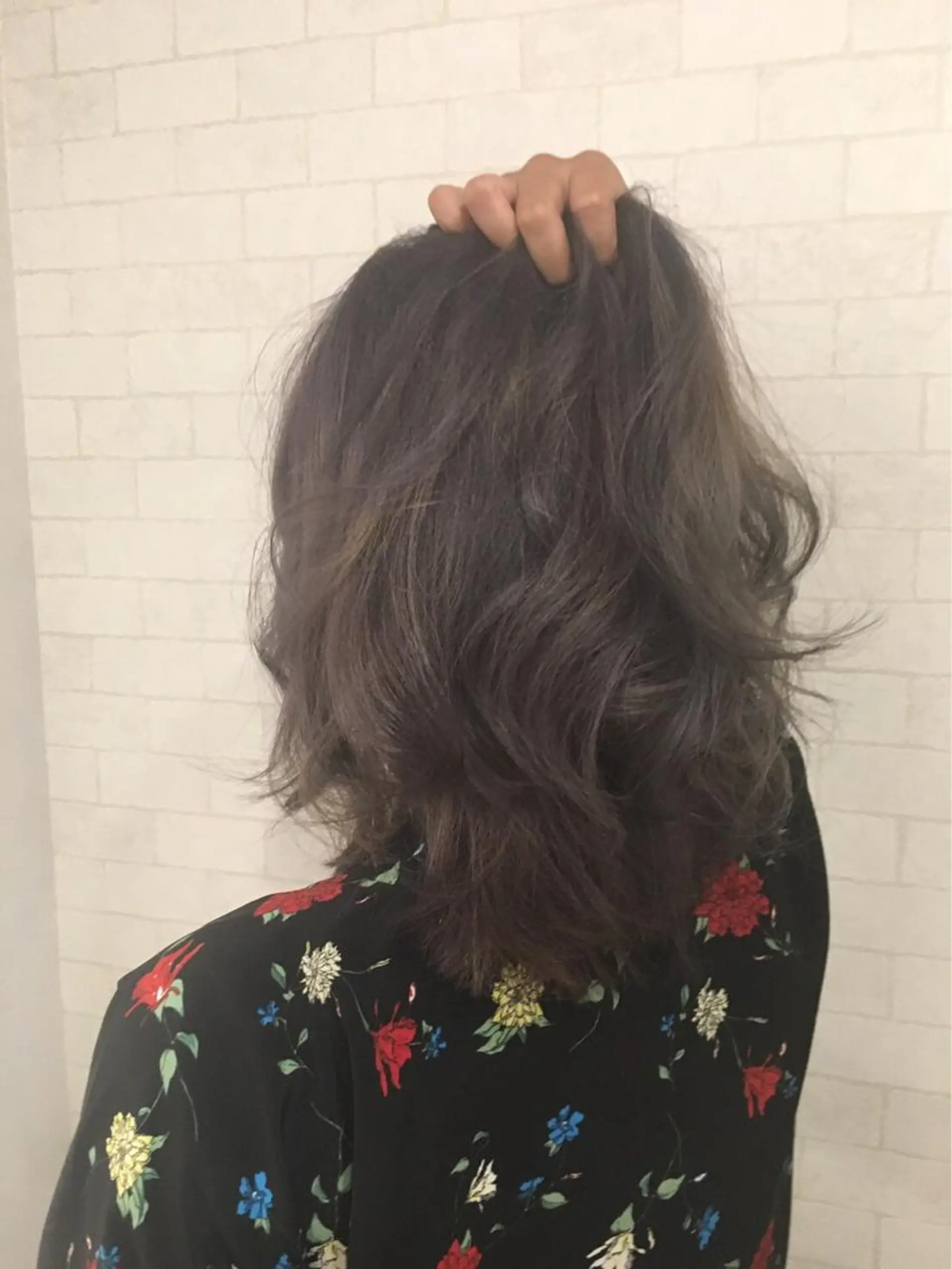 ミディアム カラー ブリーチ グレージュ ラベンダーカラー JIL BLAN 京都のヘアスタイル