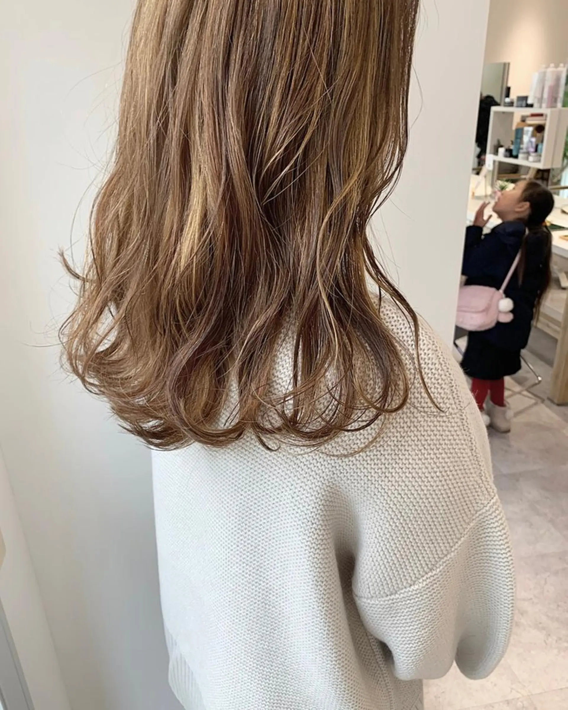 セミロング カラー ヘアカラー トリートメント SALOWIN浦和店所属・1日5名限定美容師 miwaのヘアスタイル