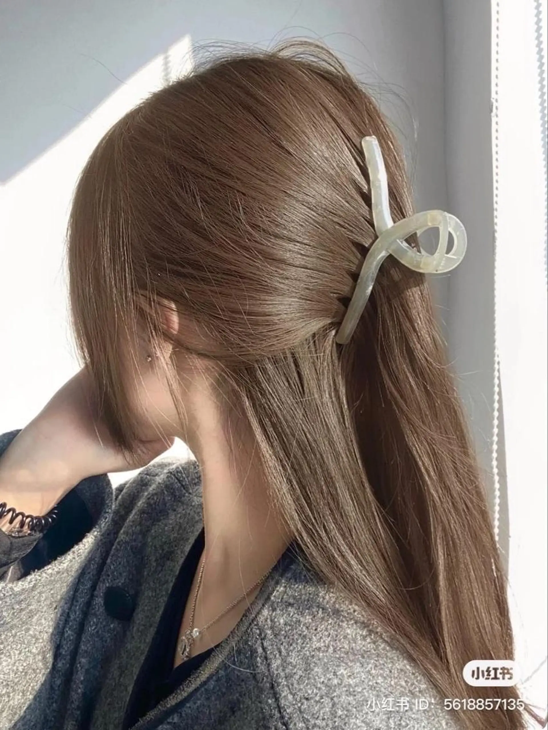ロング カラー ヘアカラー トリートメント ナチュラルベージュ 🧸yuuna🧋のヘアスタイル