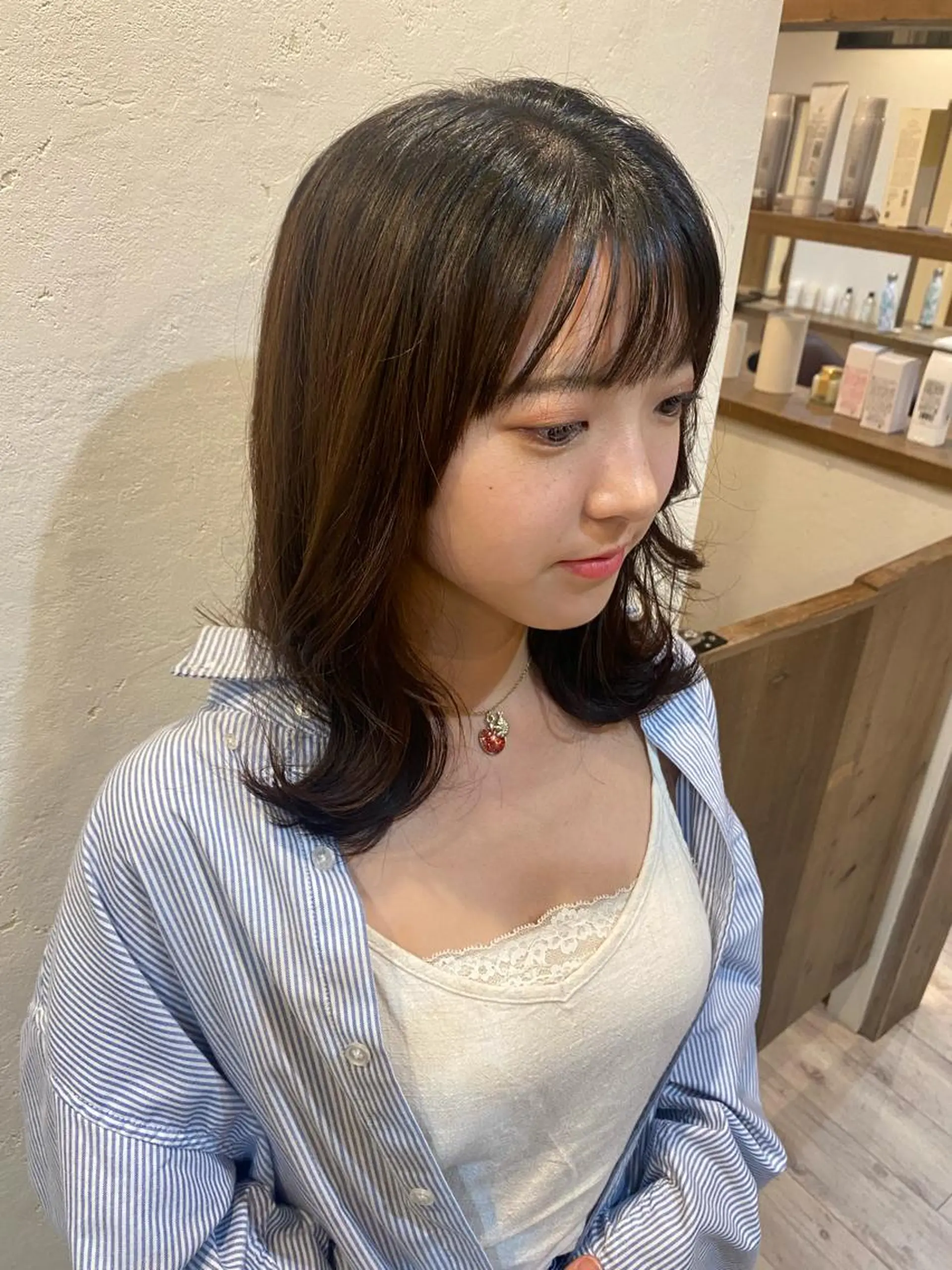 ミディアム 韓国風ヘア レイヤーカット カット ヘアカラー 🍑 モモカ🍑のヘアスタイル