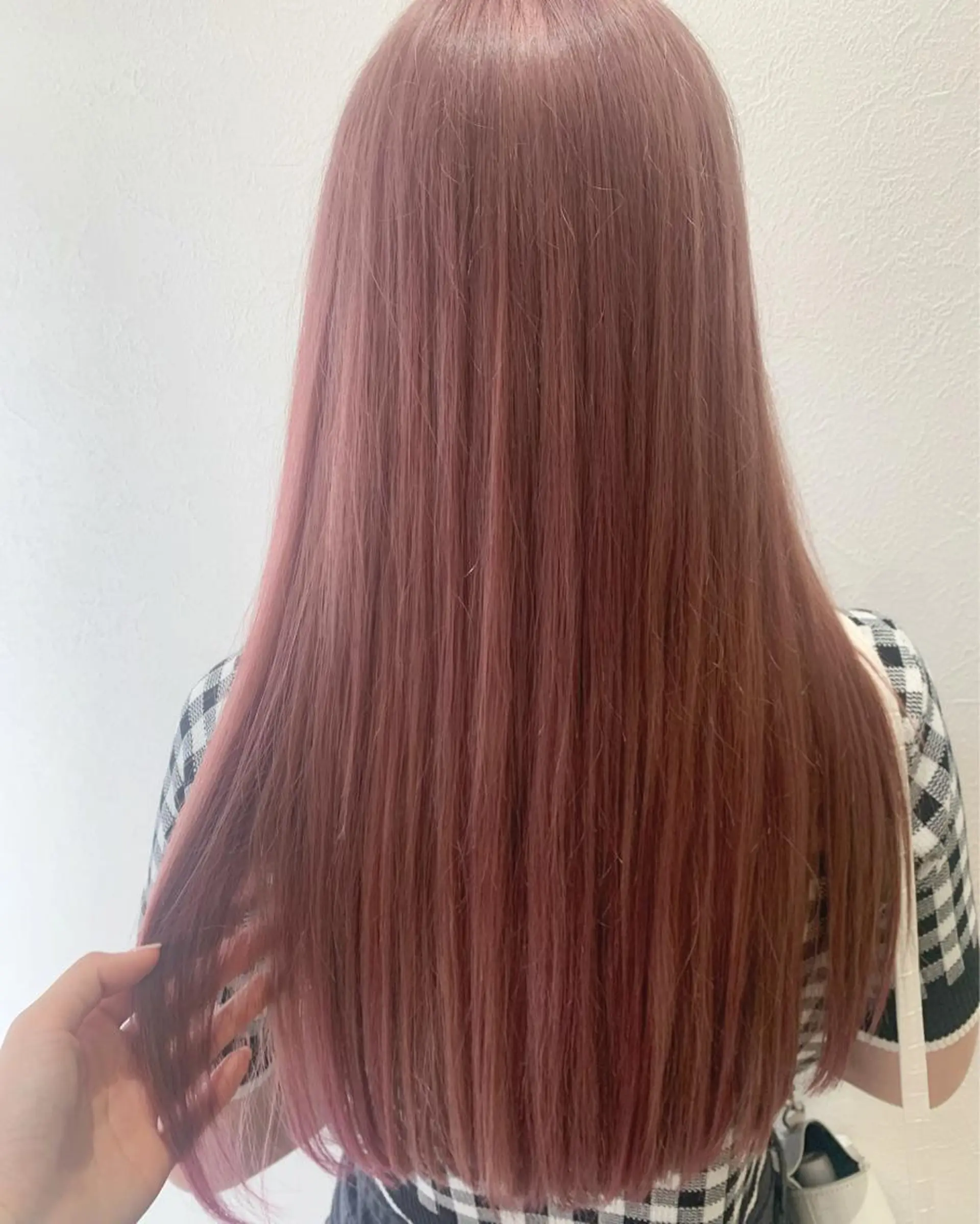 ロング カラー ブリーチ ピンクカラー ヘアカラー hub hair レイヤー/透明感のヘアスタイル