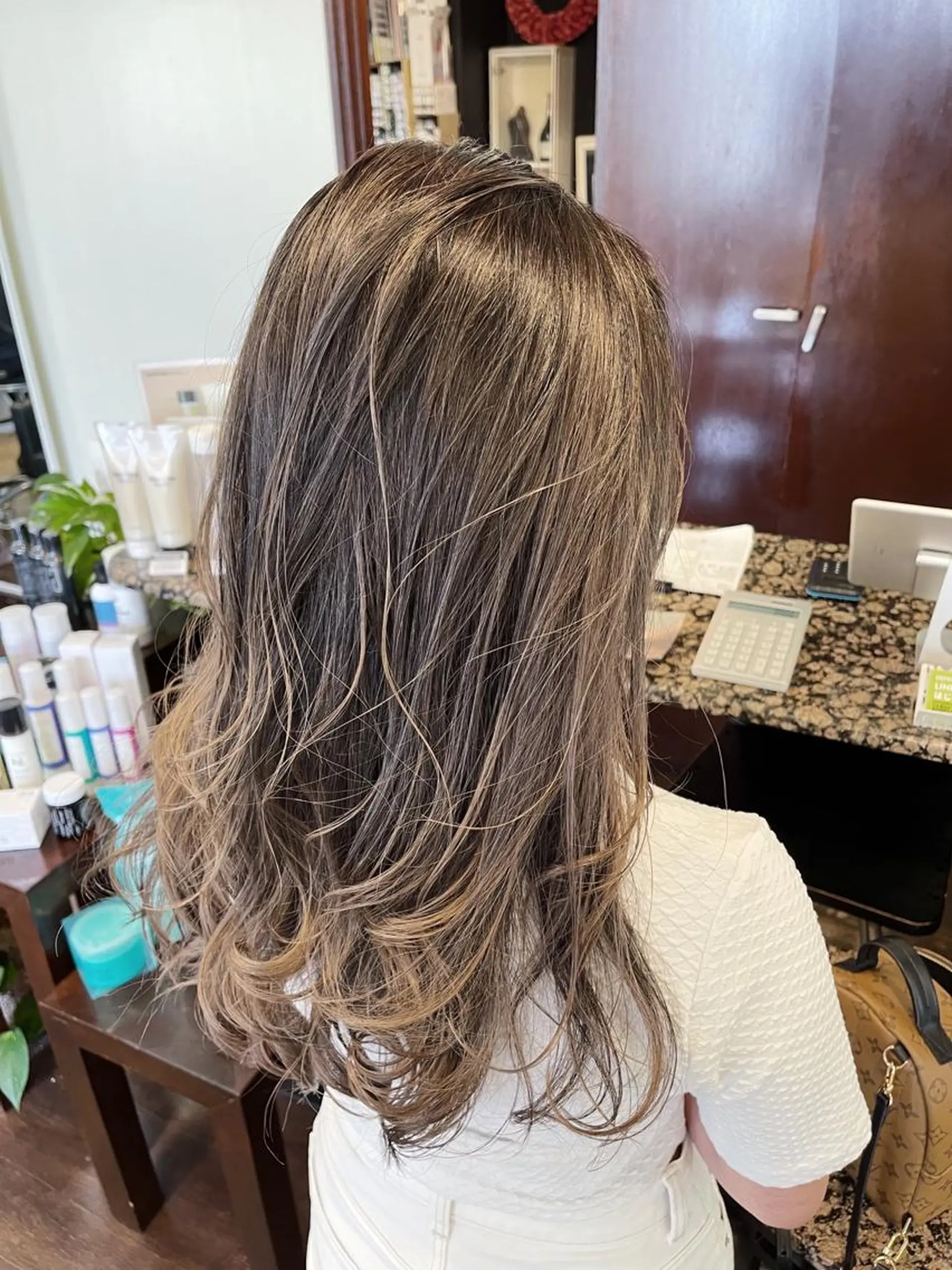 ロング カラー バレイヤージュ ブリーチ レイヤーカット peakshair所属・北堀江メンズパーマ 特化◎下村悠人のヘアスタイル