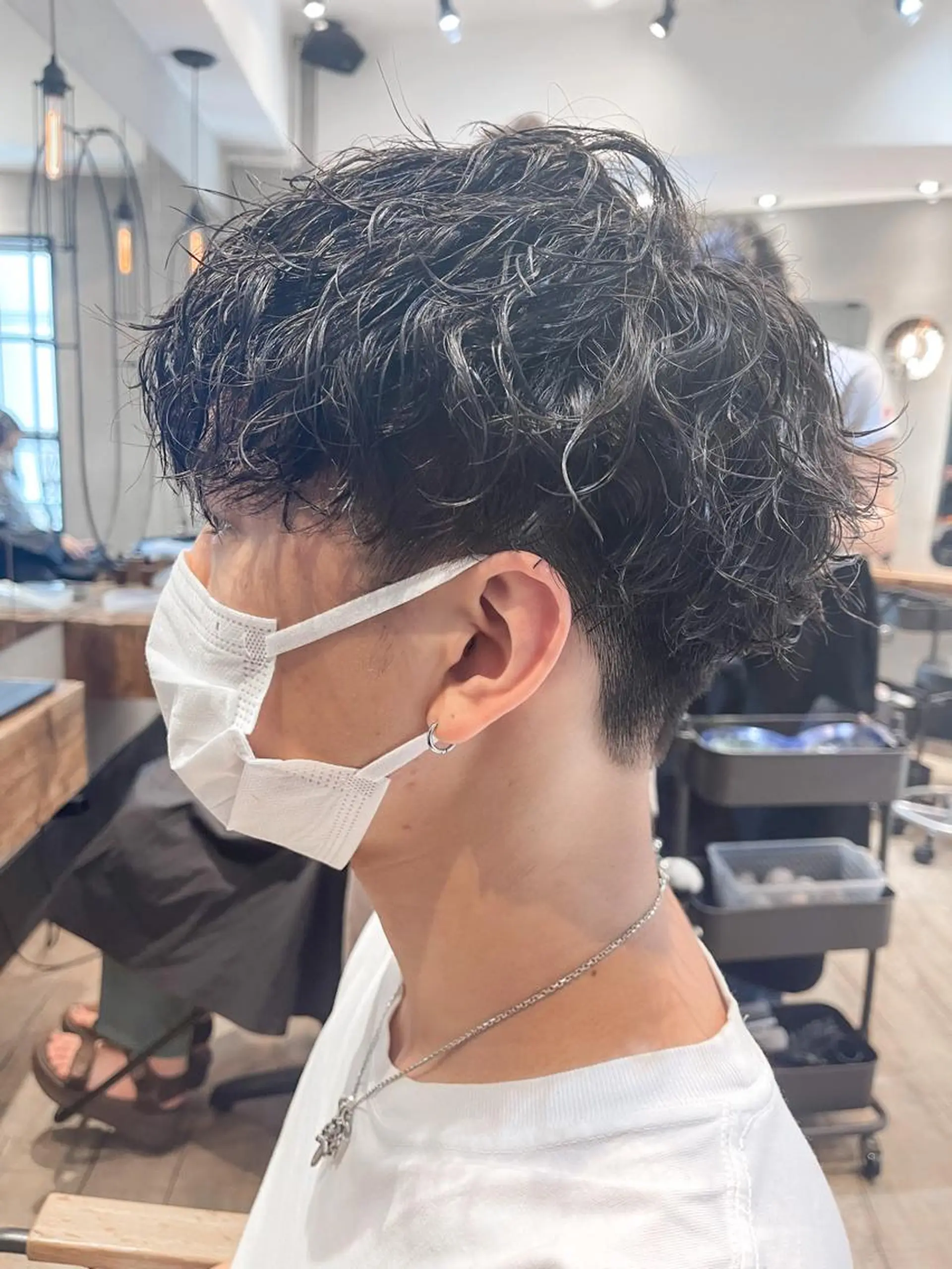 ショート パーマ メンズ メンズパーマ ツイストスパイラルパーマ スパイラルパーマ カット パーマ トリートメント ヘアセット lana hair 新宿 髪質改善トリートメント 新宿三丁目所属・新宿メンズパーマ TAKE曲がる縮毛のヘアスタイル