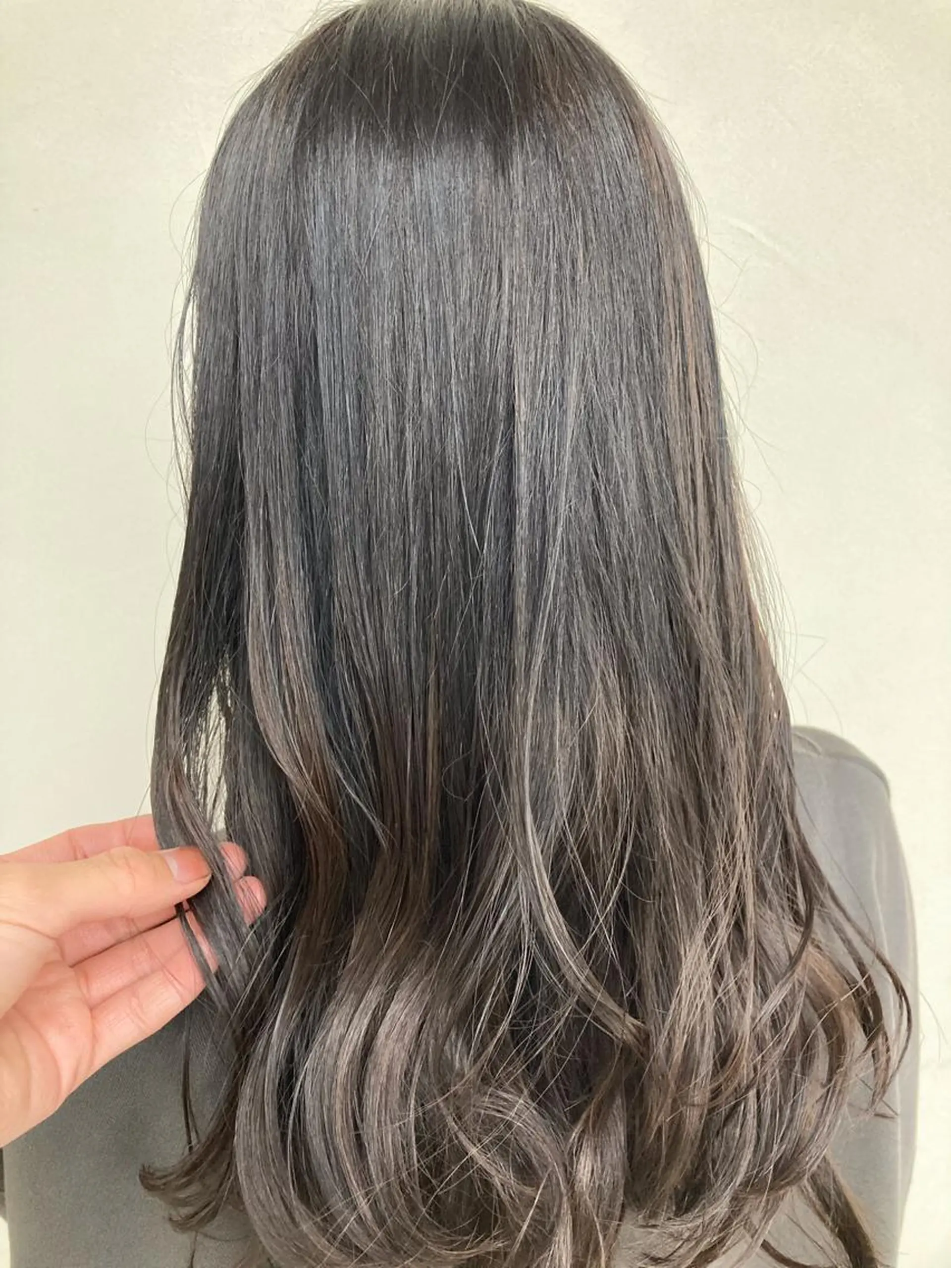 カラー 松下 智也のヘアスタイル