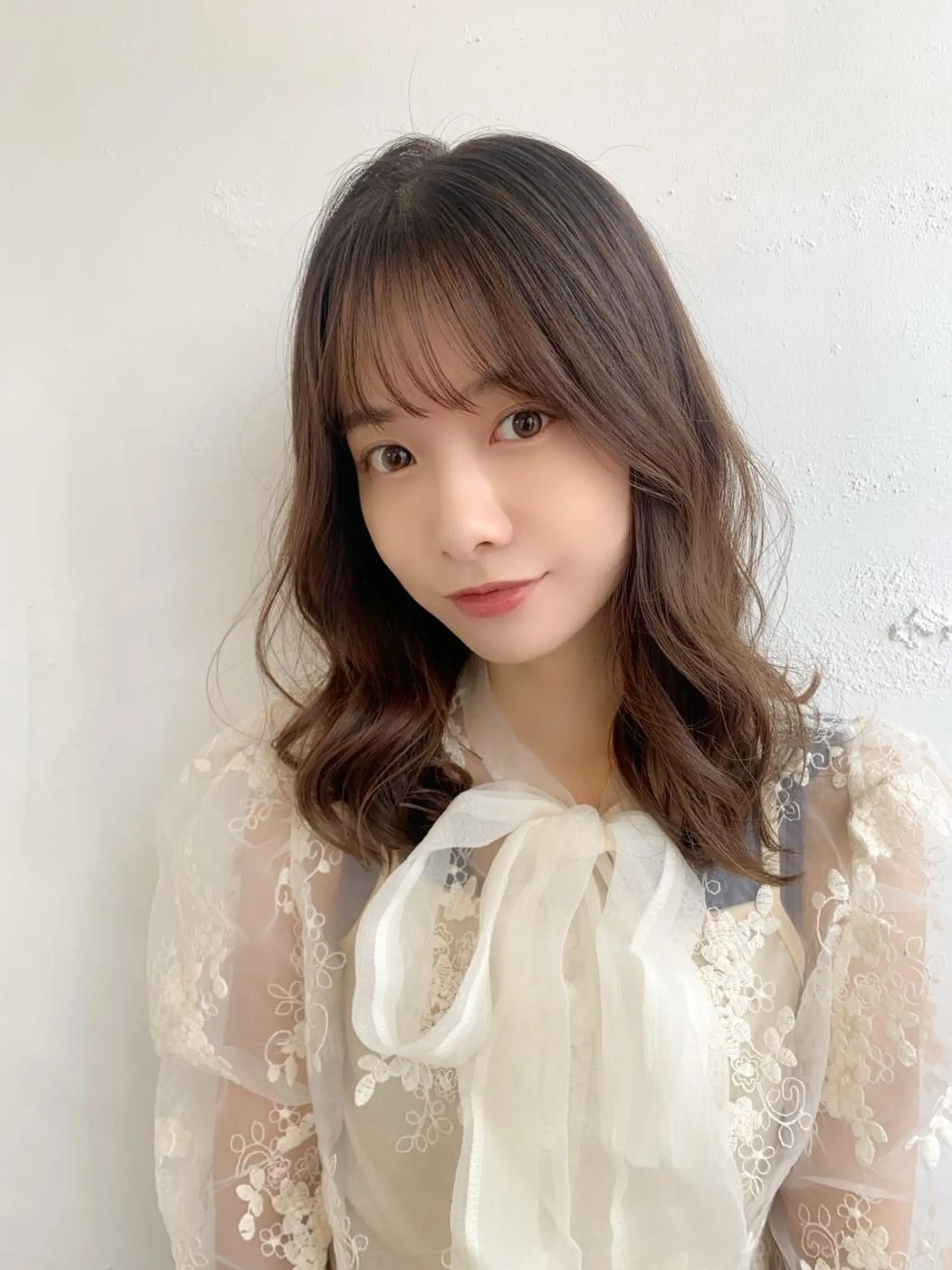 セミロング カラー ベージュカラー ショコラベージュ 顔まわりレイヤー ヨシンモリ 韓国風ヘア カット ヘアカラー トリートメント 藤間 帆乃夏（とうまほのかのヘアスタイル