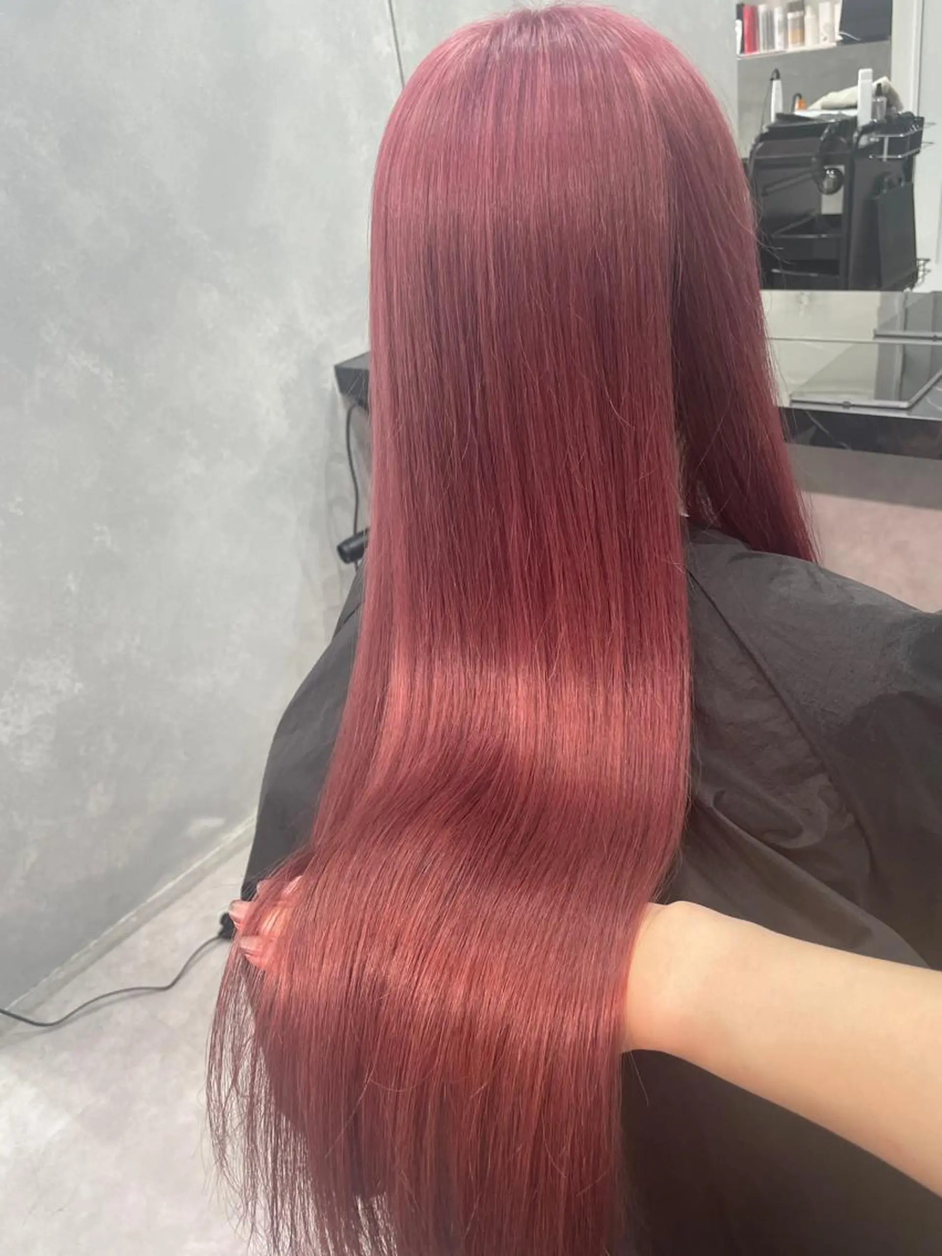ロング カラー ヘアカラー LUANA/千種 さなのヘアスタイル