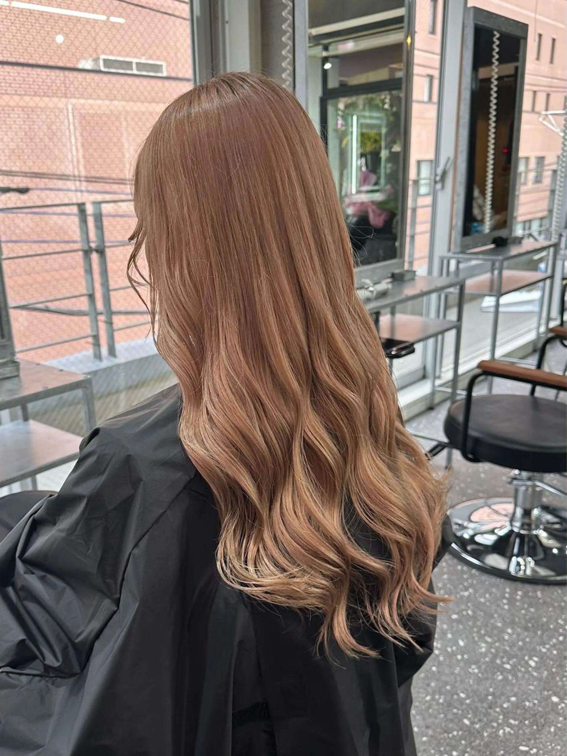 ロング カラー カット ヘアカラー トリートメント 韓国風レイヤー🗝要 暗透カラー📓吉祥寺のヘアスタイル