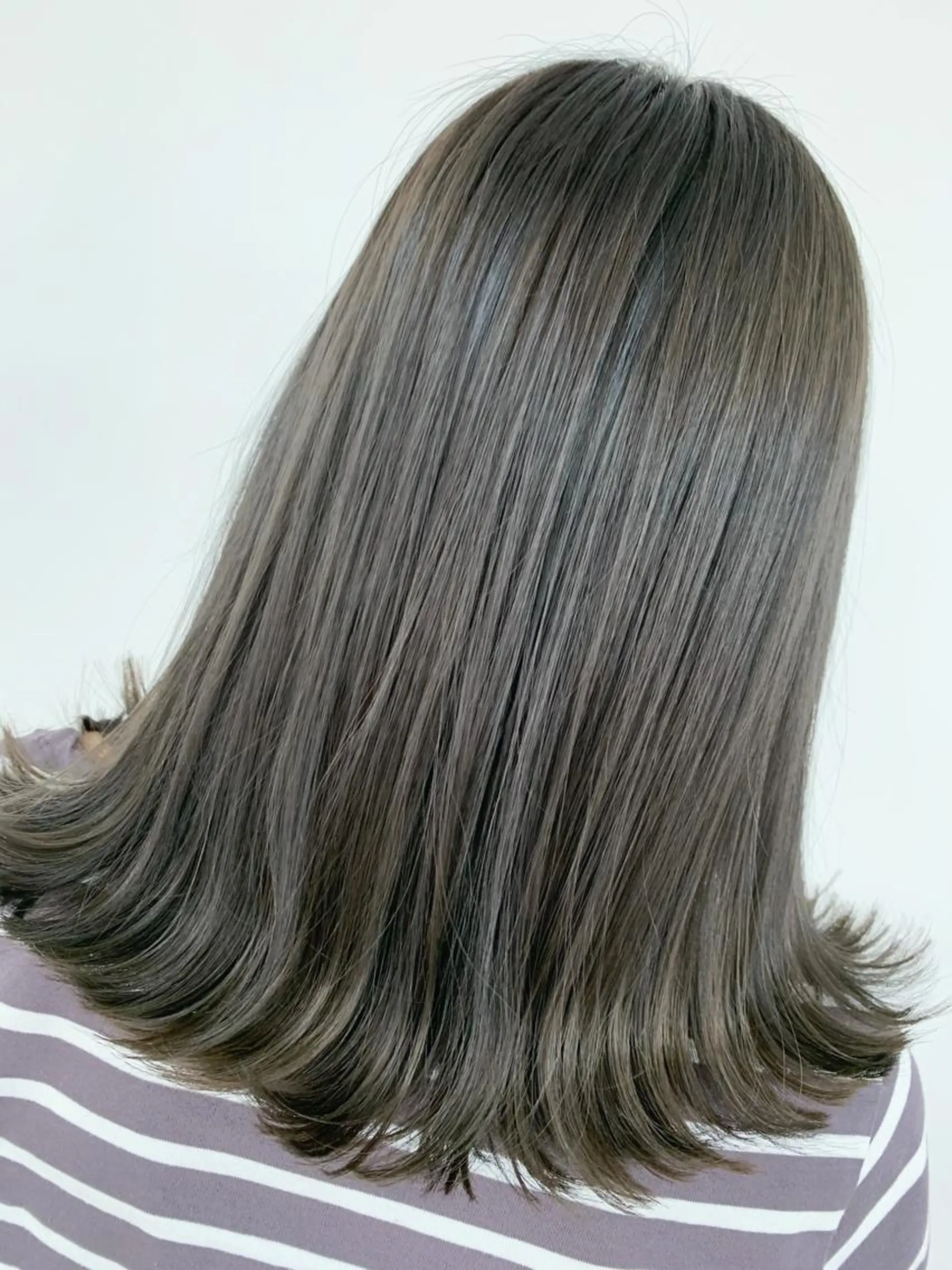 セミロング ヘアカラー トリートメント 🥇近藤 恭輔🥇 Recharme新保のヘアスタイル