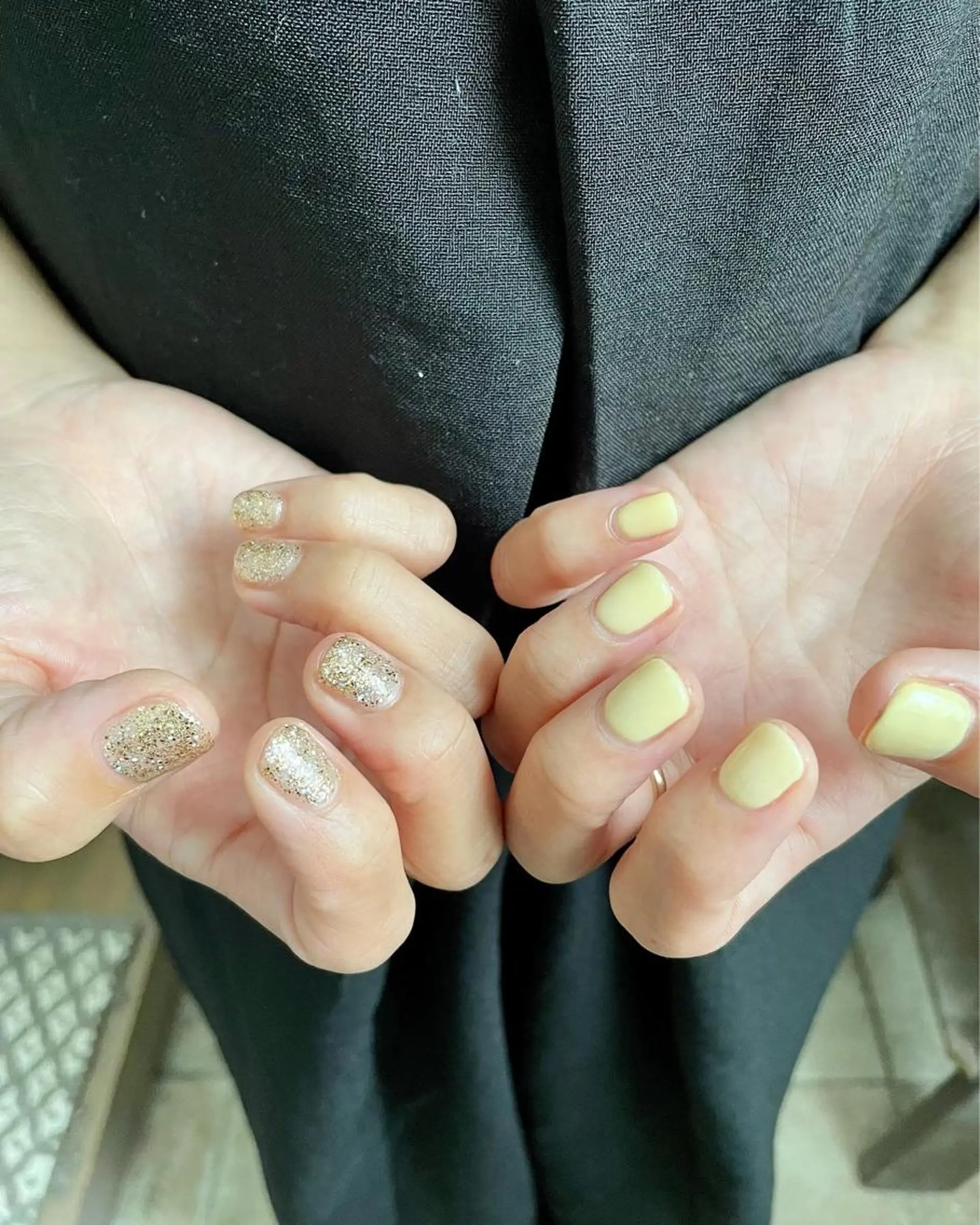ネイル フットネイル ジェルネイル 韓国ネイル ラメ(グリッター) ニュアンスネイル 甲斐市自宅サロン 🧸prunelleのネイルデザイン