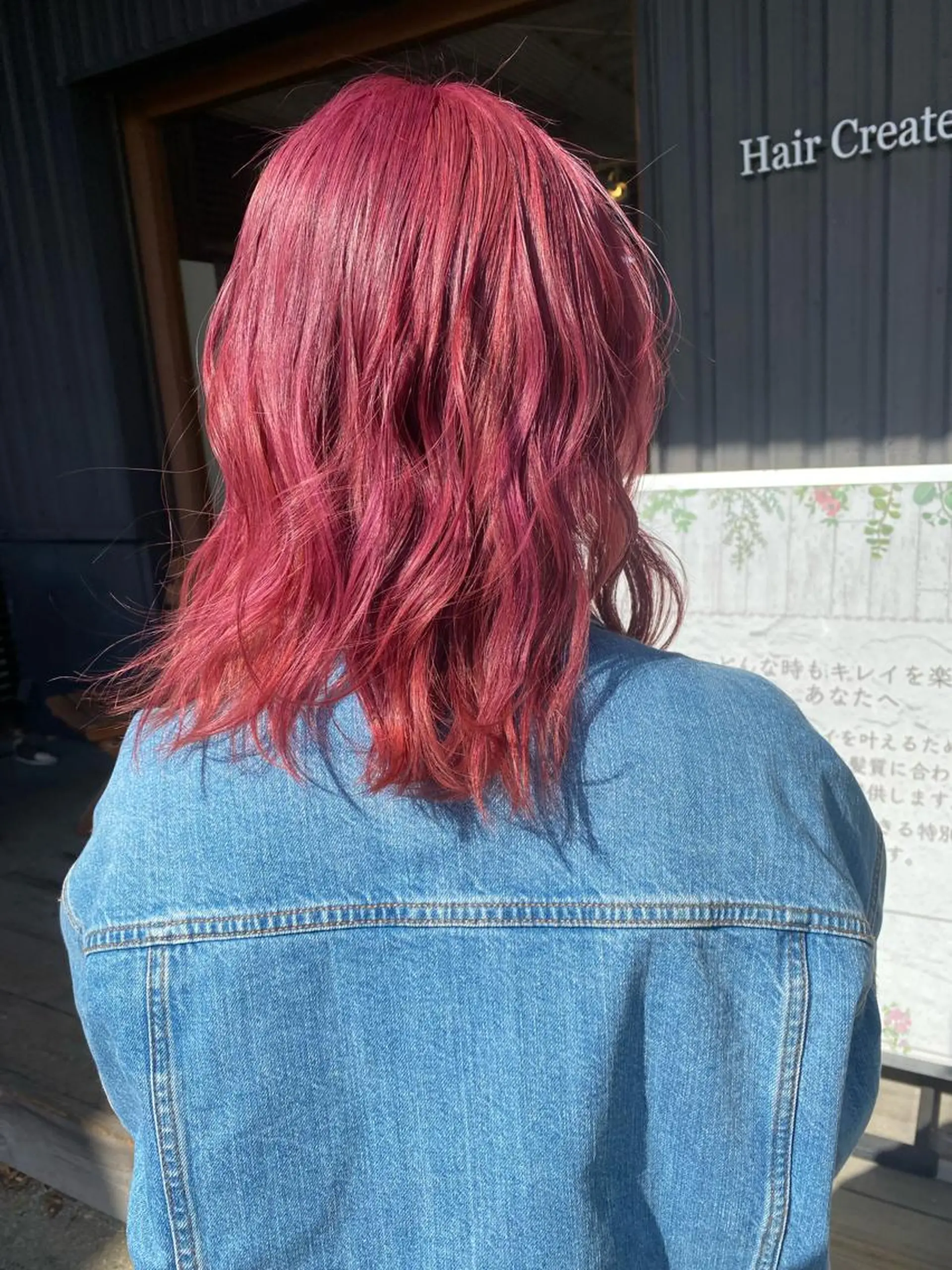 カラー ブリーチ BRAS ナカガワのヘアスタイル