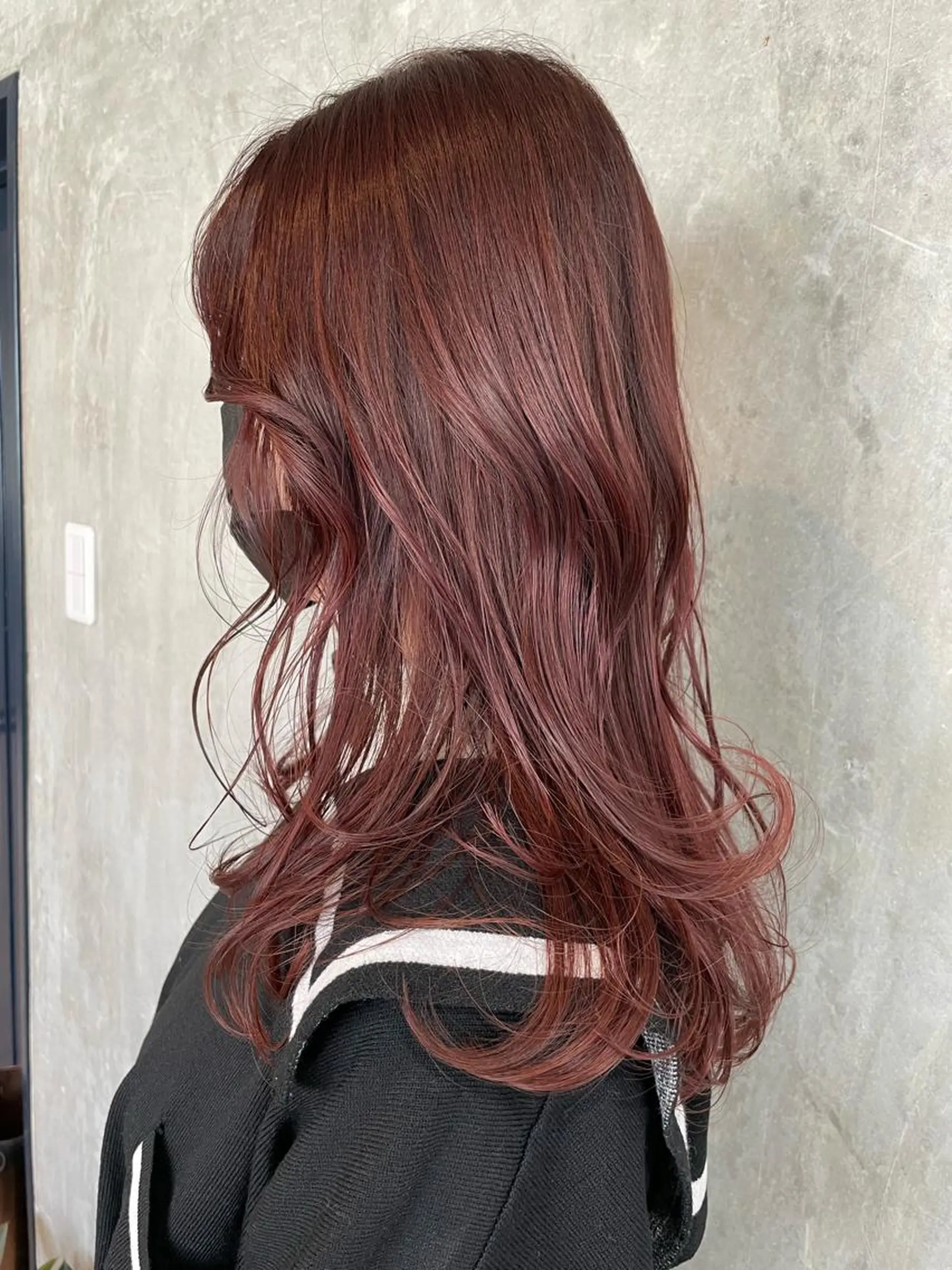 セミロング カラー カシス ピンクカラー risako🇰🇷 韓国ヘア/レイヤーのヘアスタイル