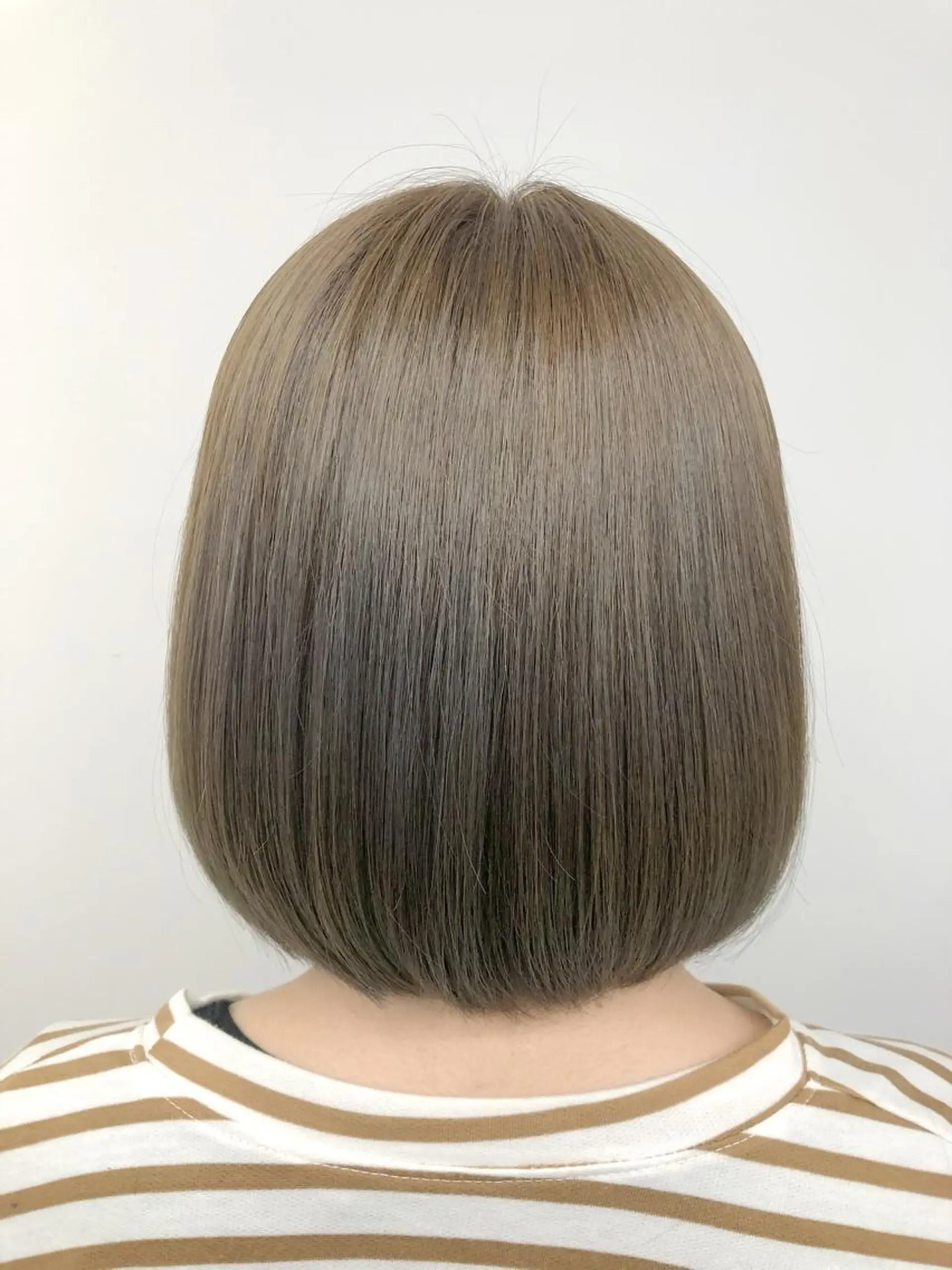 ミディアム カラー アッシュ 透明感カラー 代表　YUKI ☆のヘアスタイル